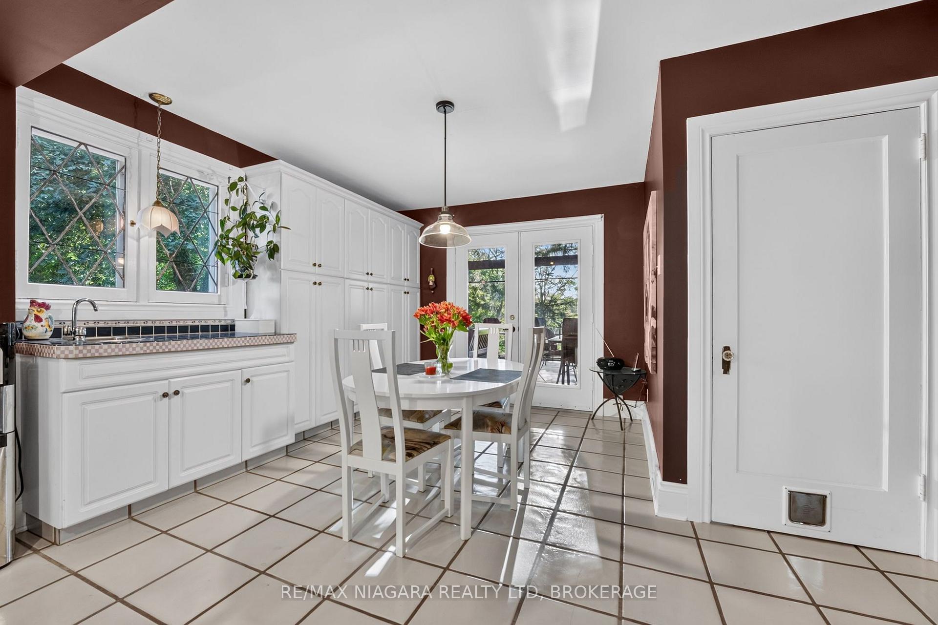Photo 12 of 1577 Gregory Road, St. Catharines, Rural Fourth — HOMEH