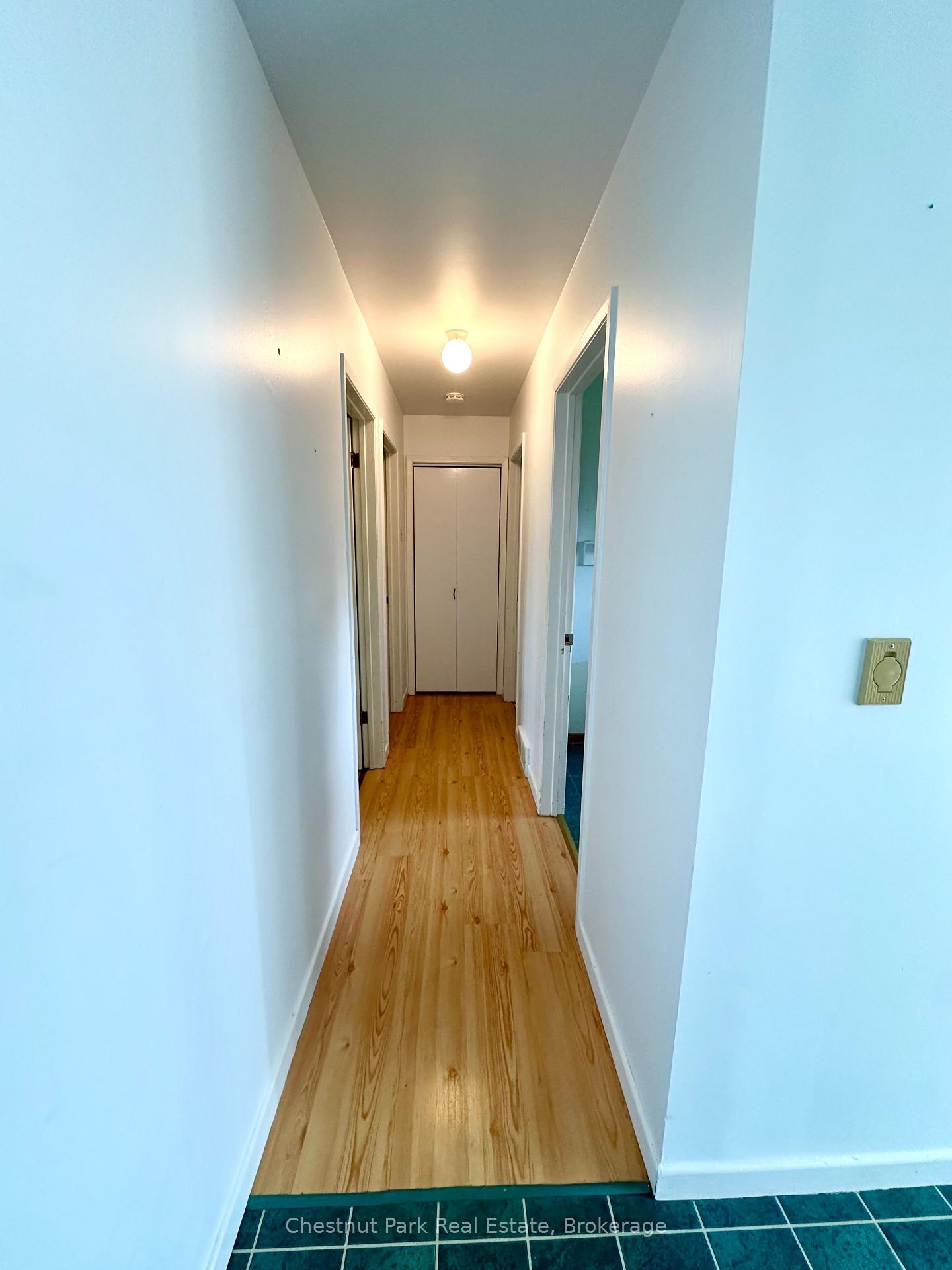 Photo 12 of 14 Brock Crescent, Collingwood — HOMEH