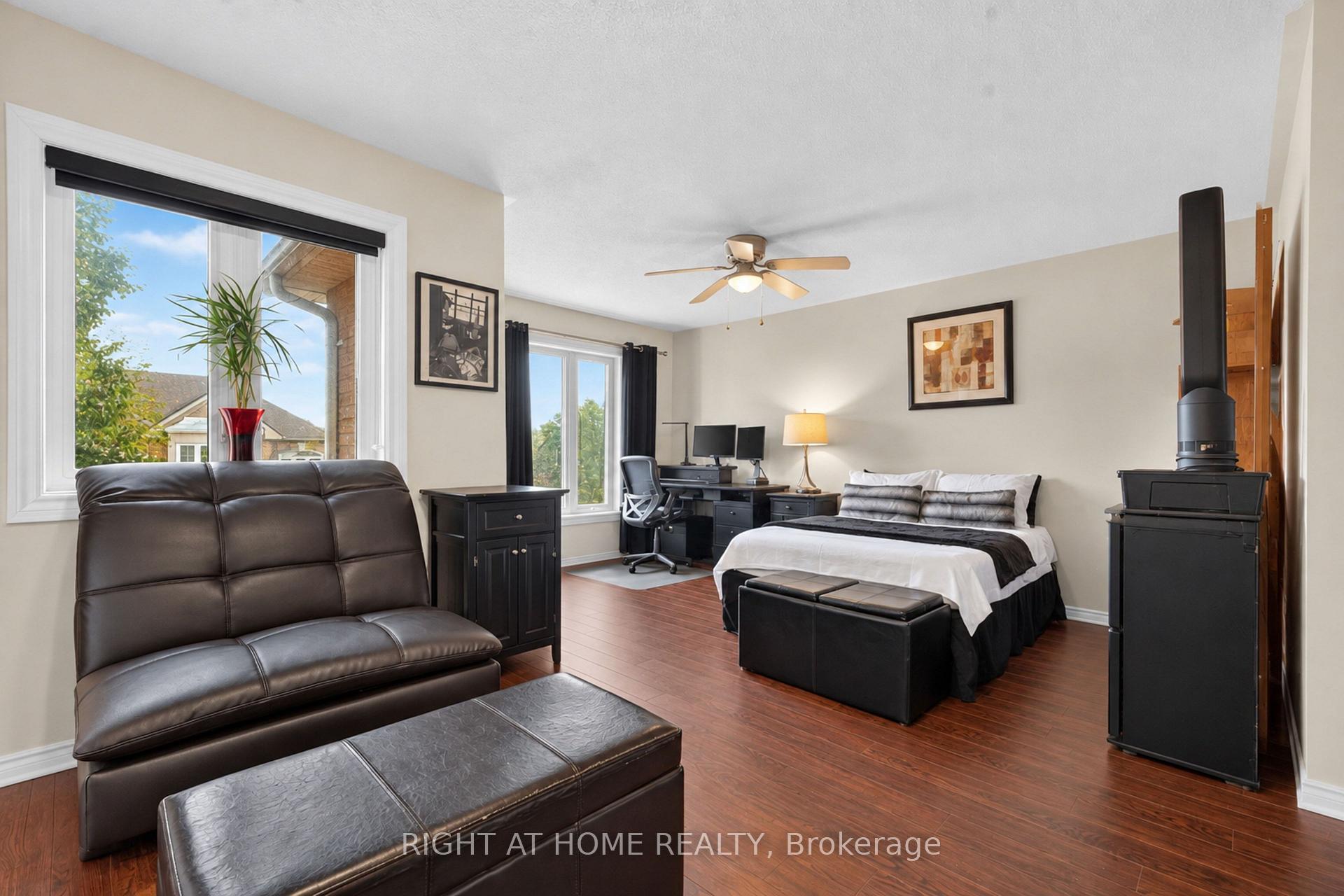 Photo 19 of 34 Gilgorm Road, Brampton, Brampton West — HOMEH