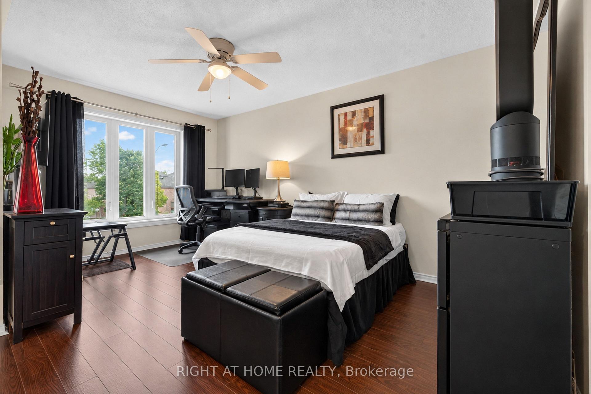 Photo 21 of 34 Gilgorm Road, Brampton, Brampton West — HOMEH