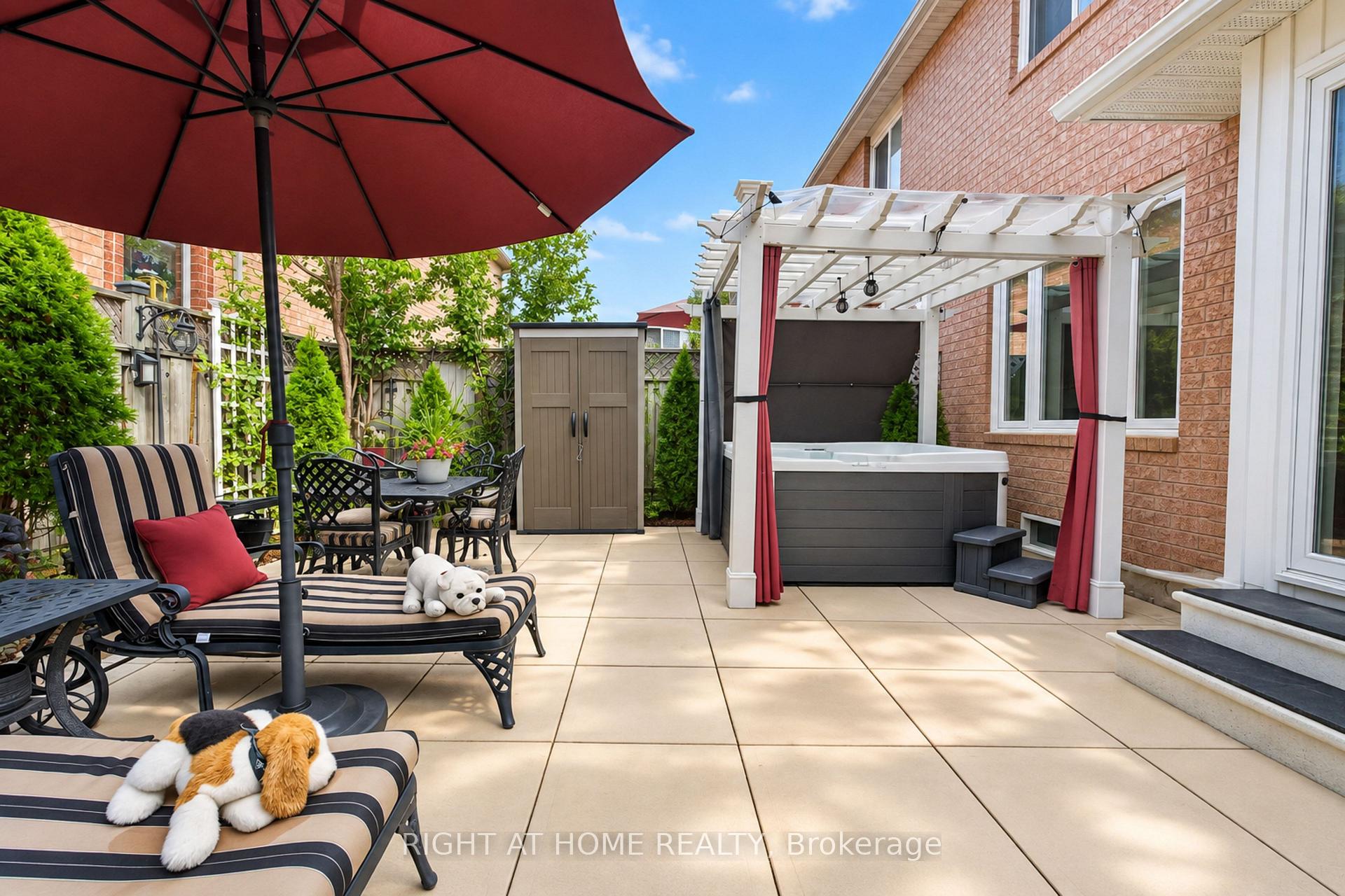 Photo 29 of 34 Gilgorm Road, Brampton, Brampton West — HOMEH