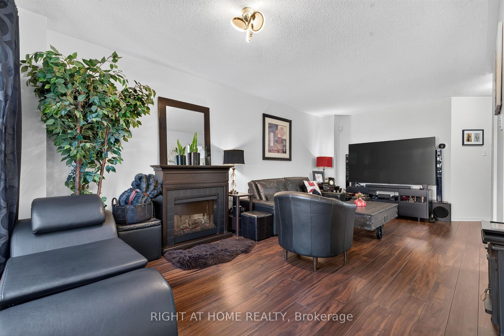 Photo 44 of 34 Gilgorm Road, Brampton, Brampton West — HOMEH