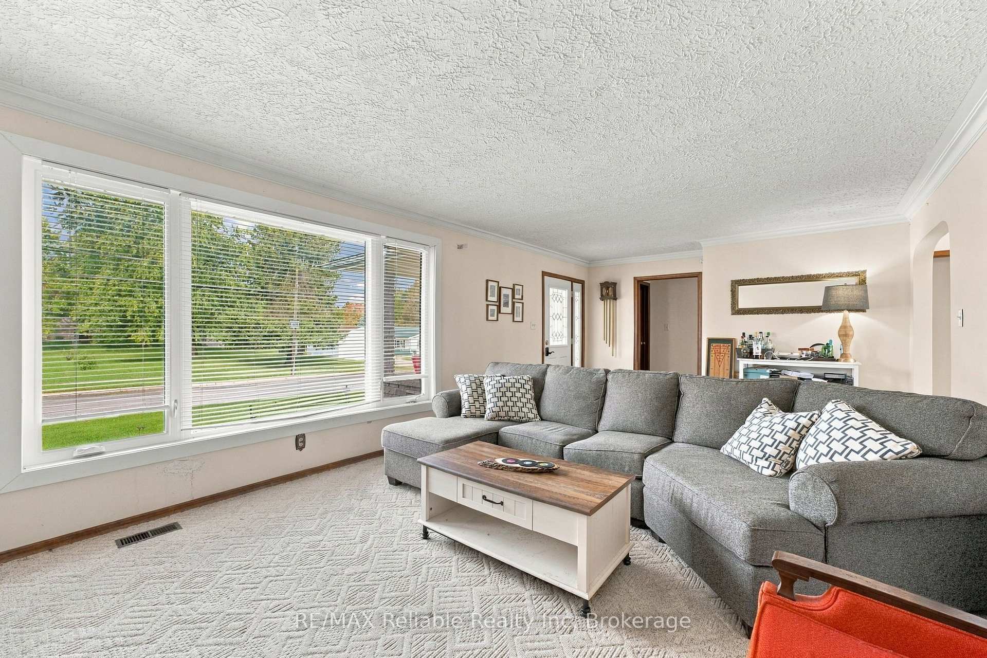 Photo 11 of 304 Morris Street, North Huron, Blyth — HOMEH