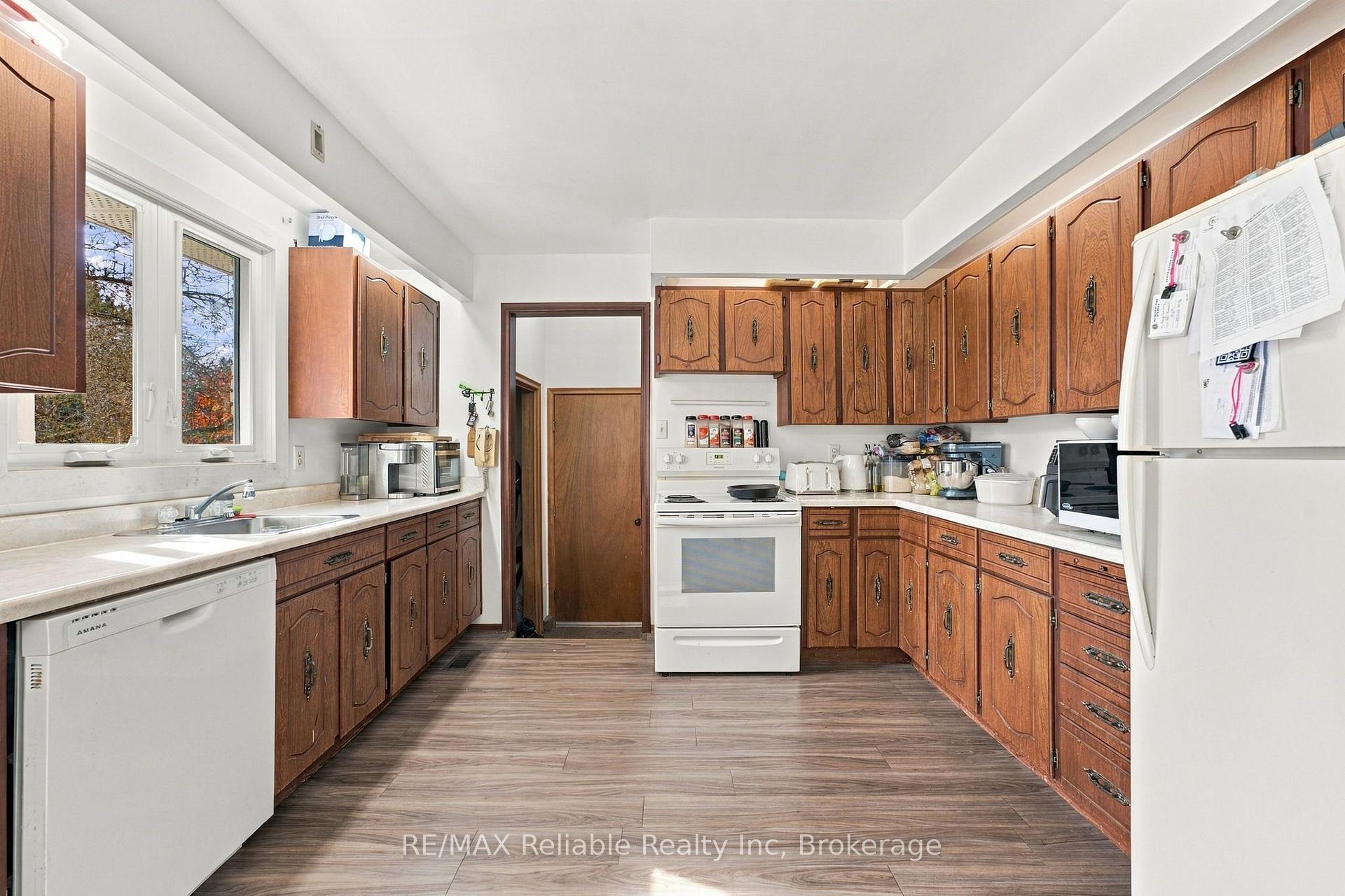 Photo 13 of 304 Morris Street, North Huron, Blyth — HOMEH