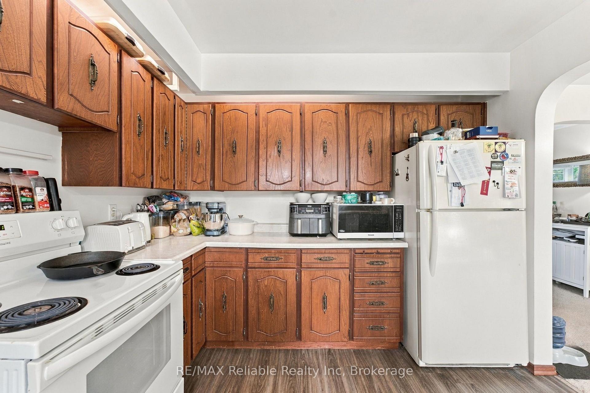 Photo 15 of 304 Morris Street, North Huron, Blyth — HOMEH