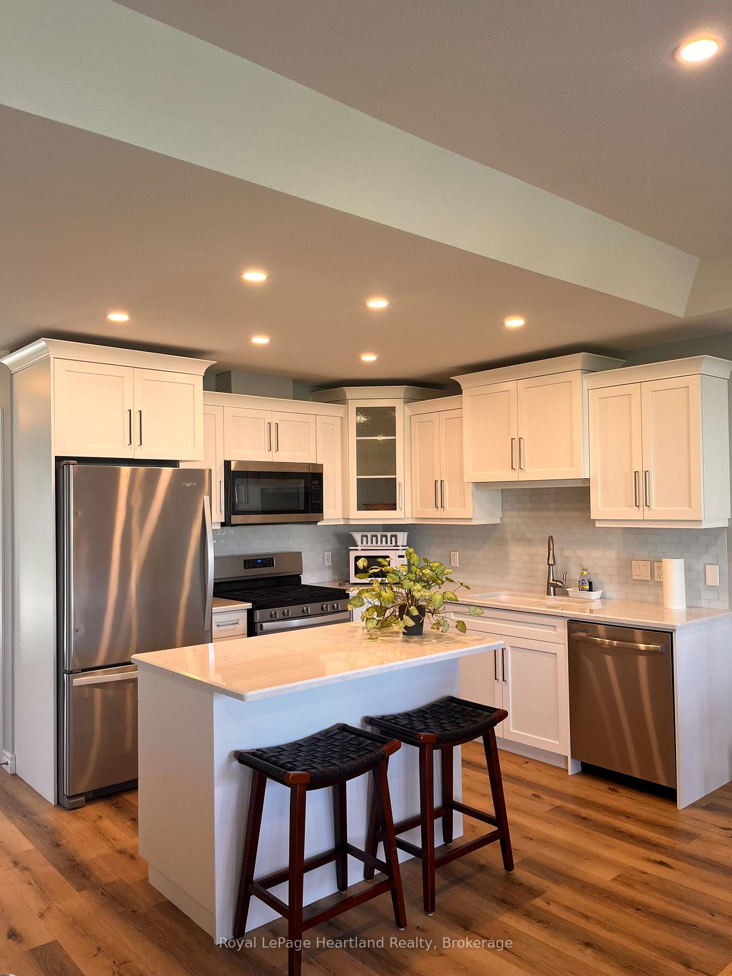 Photo 5 of 12 Sweetwater Drive S, Goderich, Goderich (Town) — HOMEH