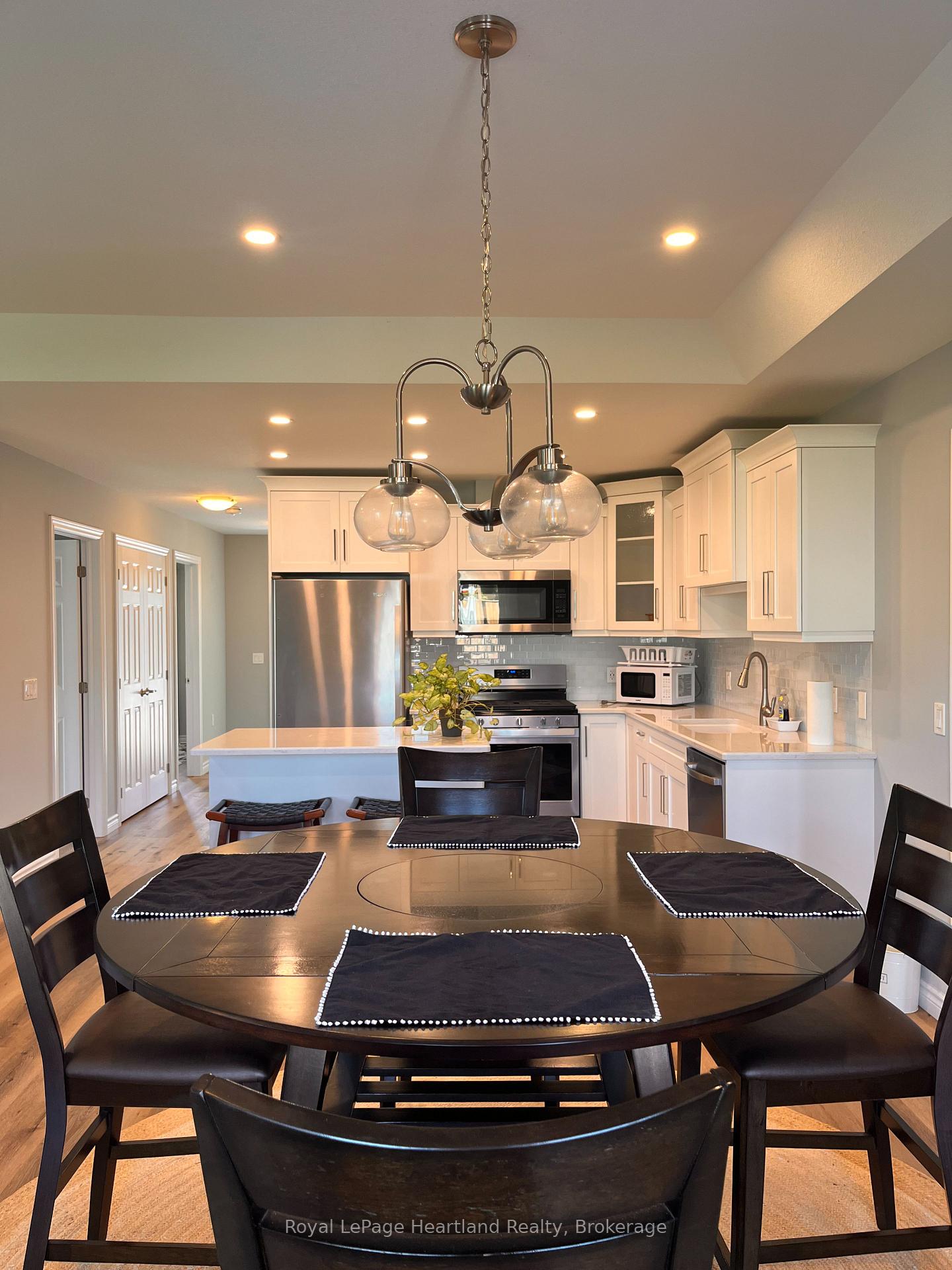 Photo 6 of 12 Sweetwater Drive S, Goderich, Goderich (Town) — HOMEH