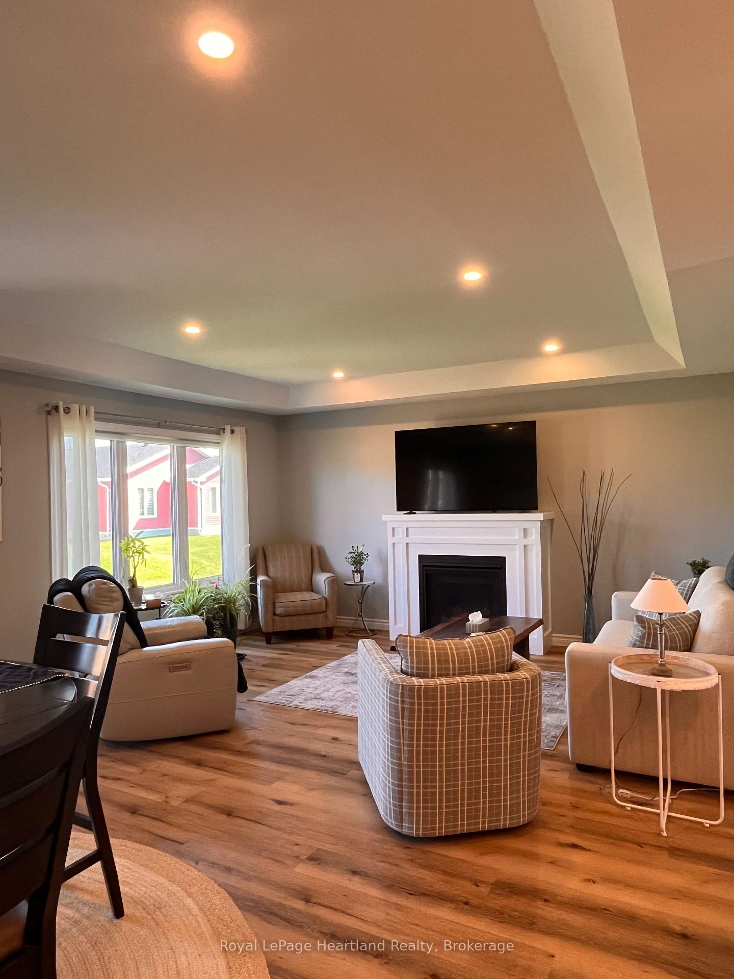 Photo 7 of 12 Sweetwater Drive S, Goderich, Goderich (Town) — HOMEH