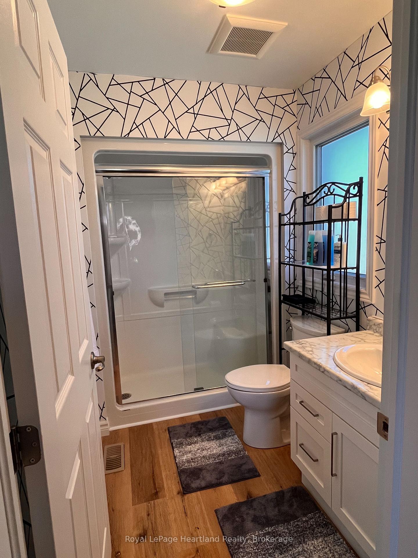 Photo 11 of 12 Sweetwater Drive S, Goderich, Goderich (Town) — HOMEH
