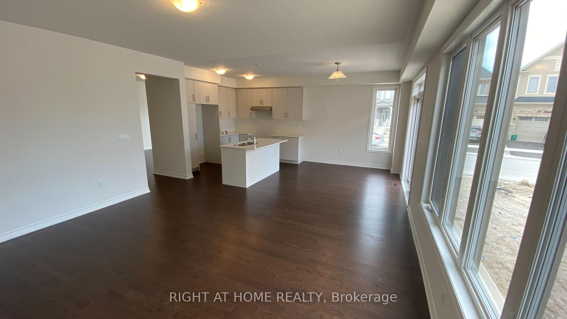 Photo 6 of 245 Madelaine Drive, Barrie, Rural Barrie Southeast — HOMEH