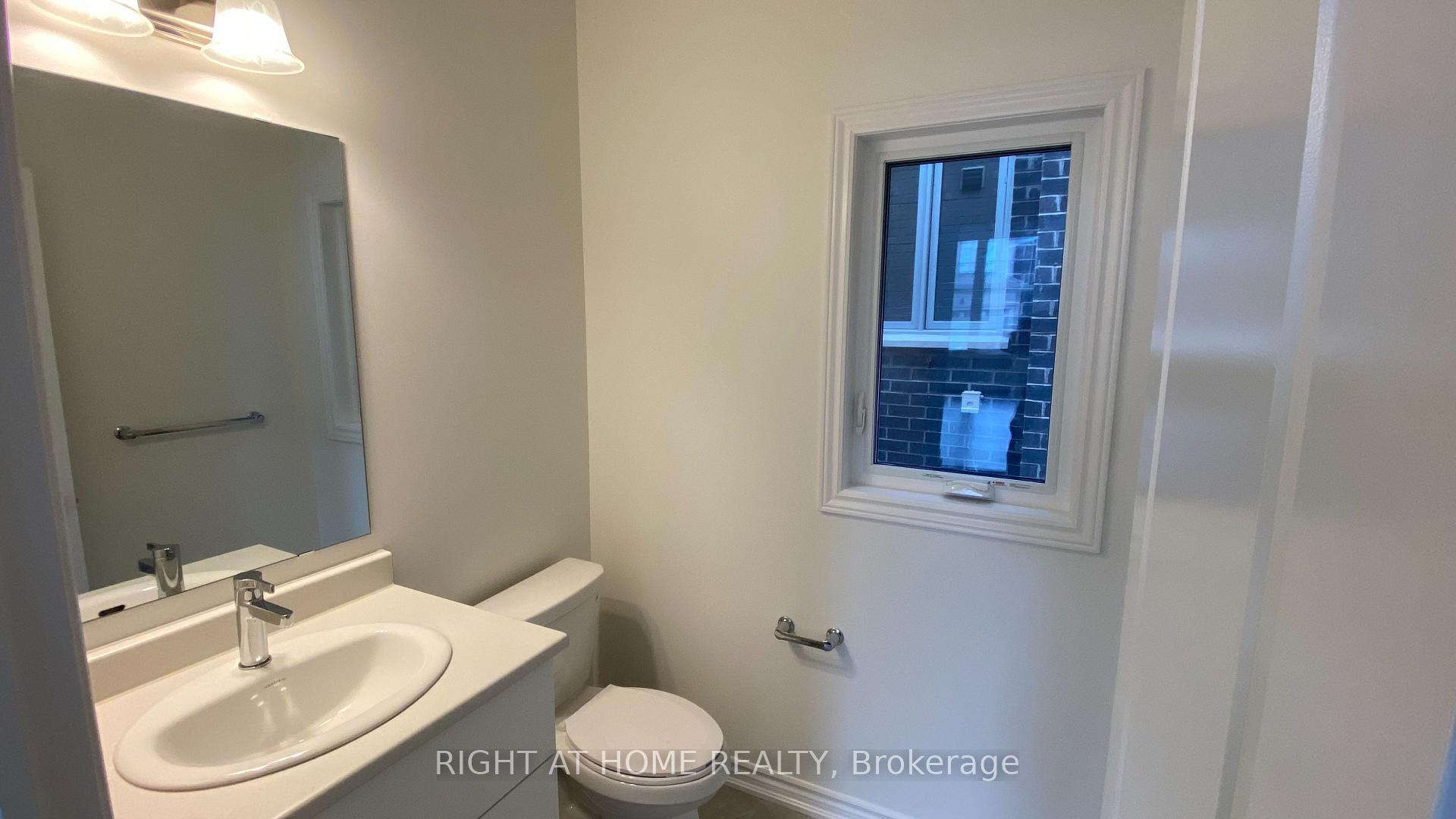 Photo 7 of 245 Madelaine Drive, Barrie, Rural Barrie Southeast — HOMEH