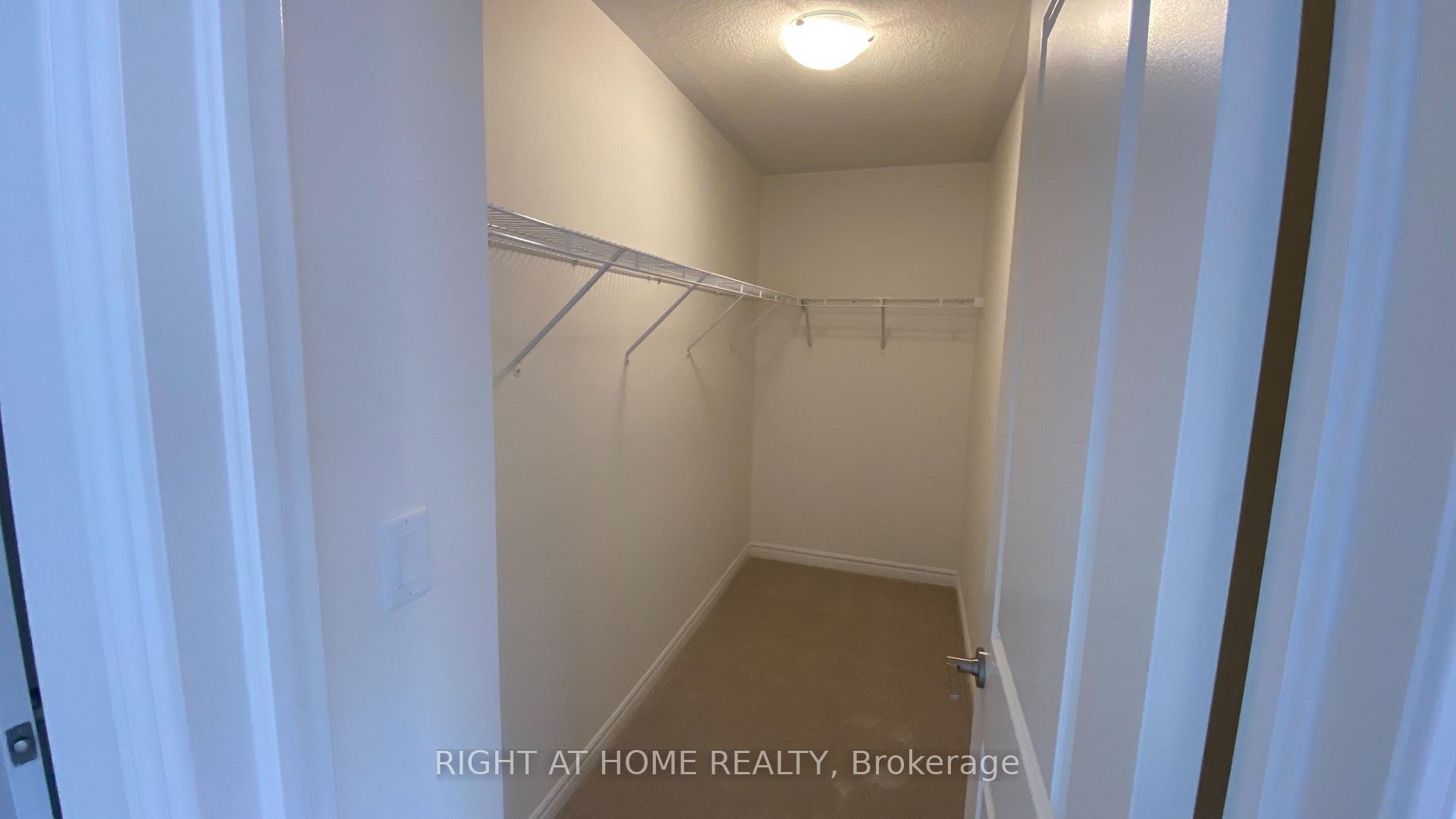 Photo 12 of 245 Madelaine Drive, Barrie, Rural Barrie Southeast — HOMEH