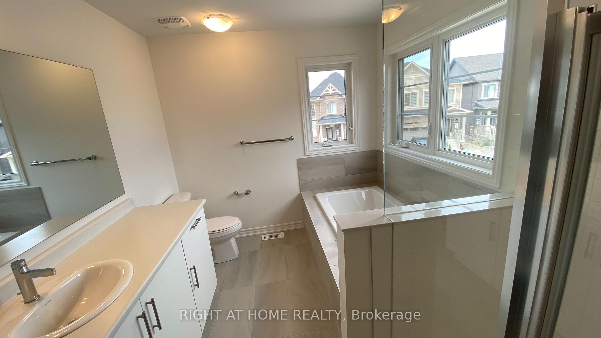 Photo 14 of 245 Madelaine Drive, Barrie, Rural Barrie Southeast — HOMEH