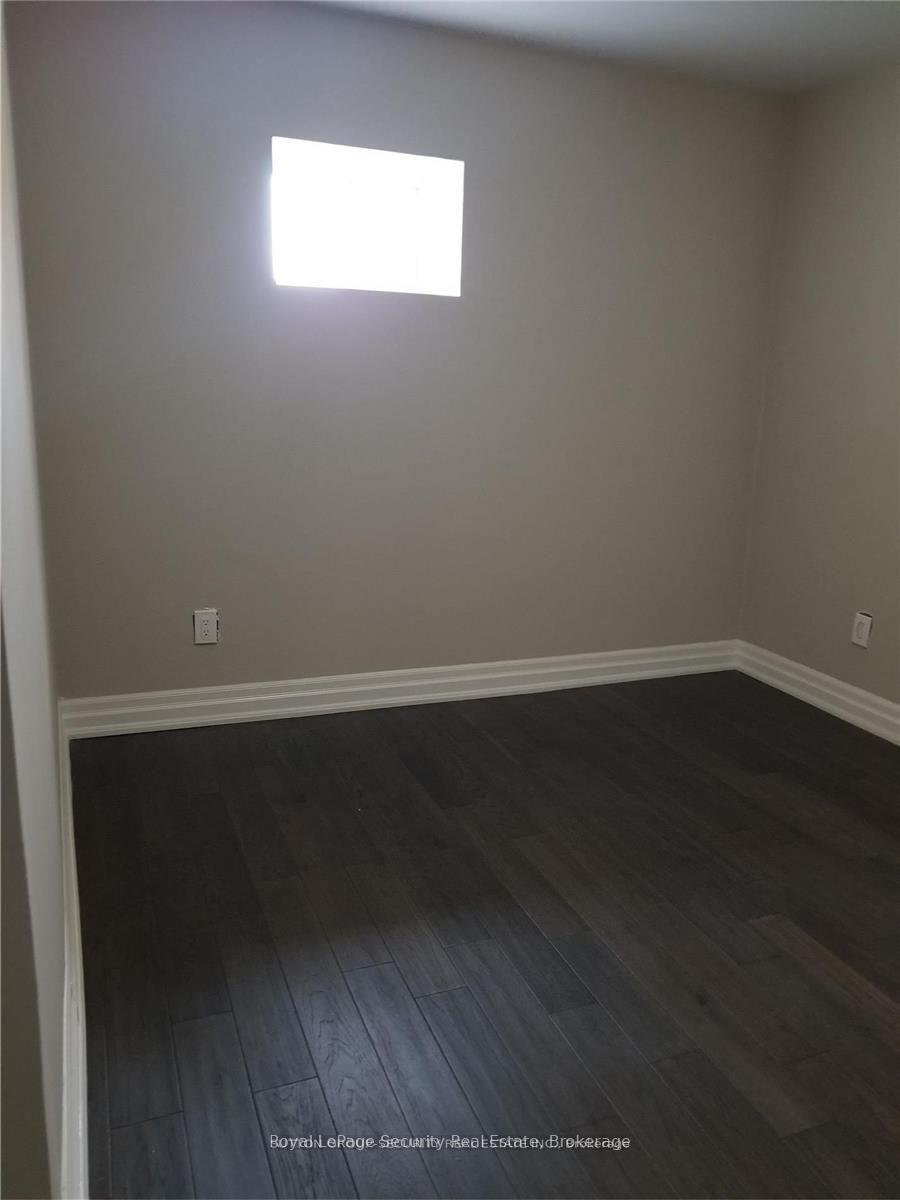 Photo 4 of Unit Basement, 48 Station Road, Etobicoke, Mimico — HOMEH