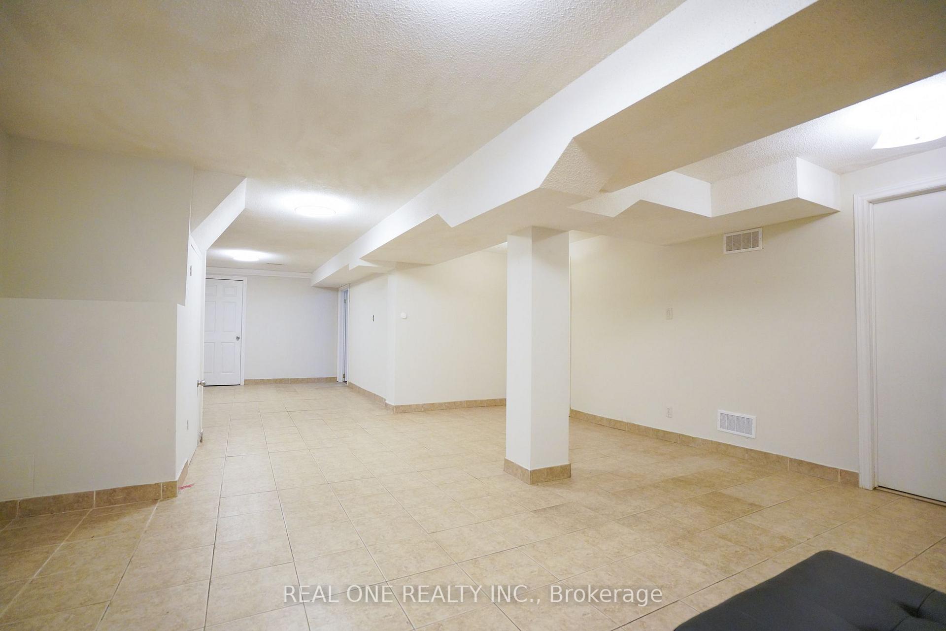 Photo 58 of 476 Bud Gregory Boulevard, Mississauga, Hurontario — HOMEH