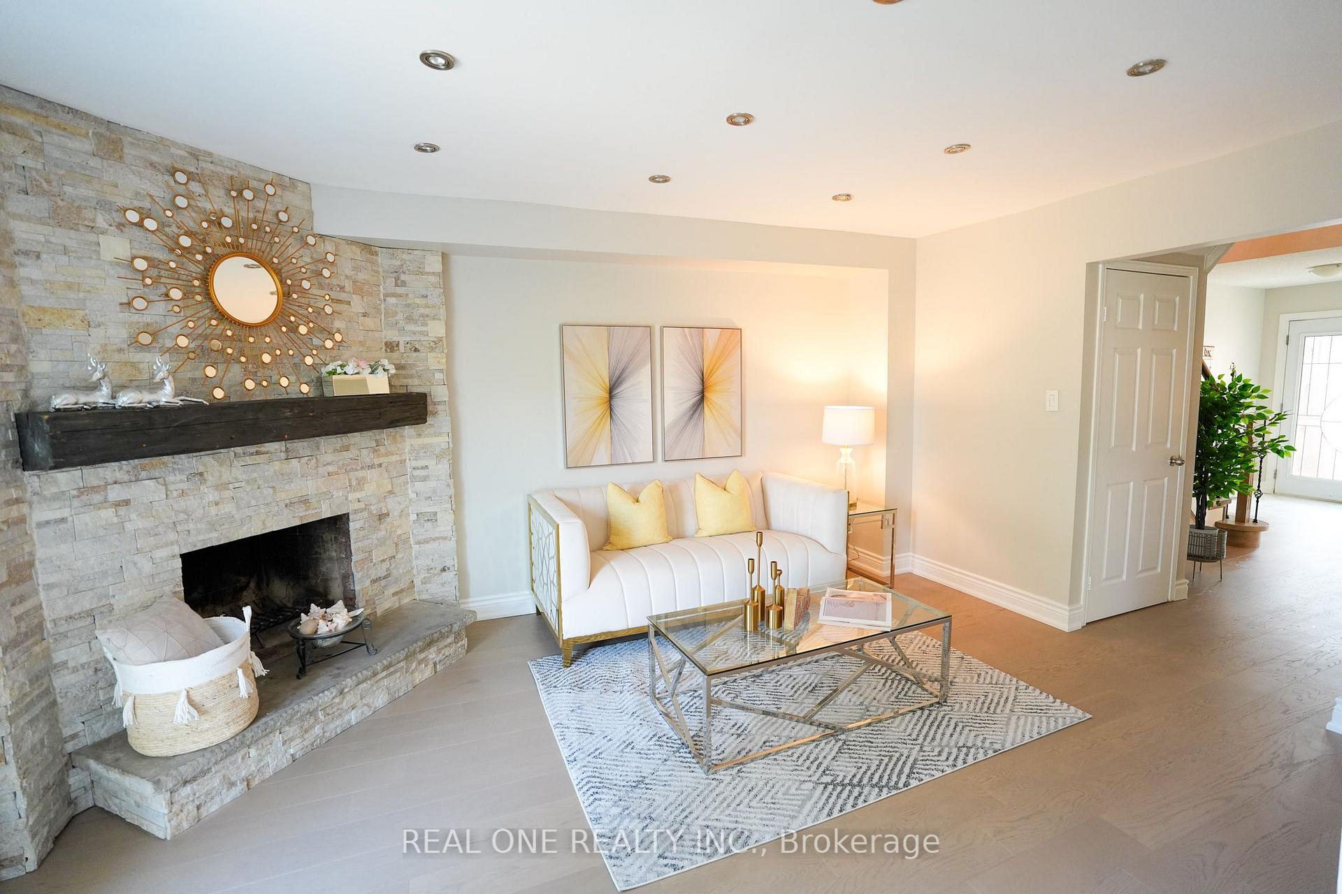 Photo 64 of 476 Bud Gregory Boulevard, Mississauga, Hurontario — HOMEH
