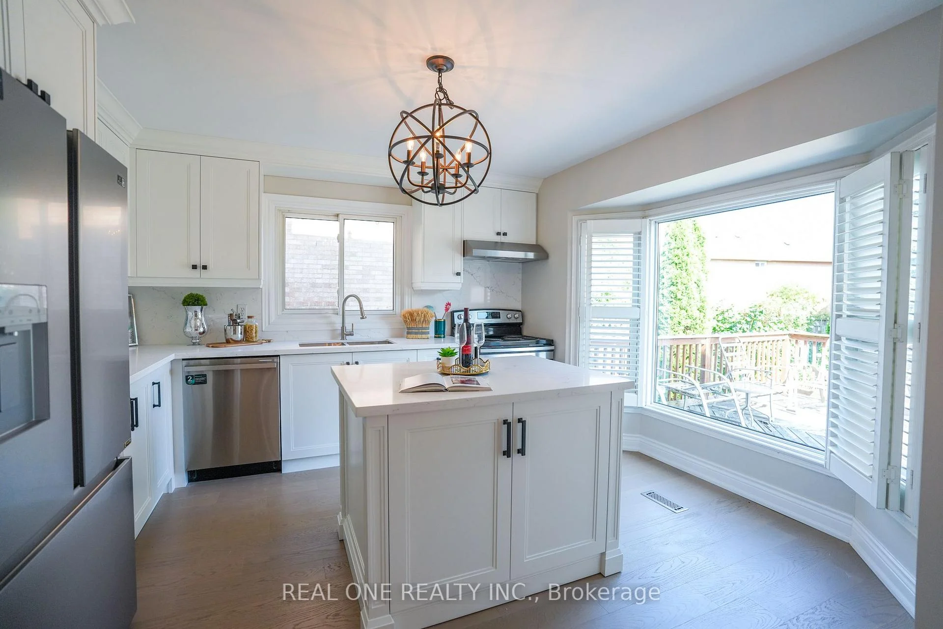 Photo 12 of 476 Bud Gregory Boulevard, Mississauga, Hurontario — HOMEH
