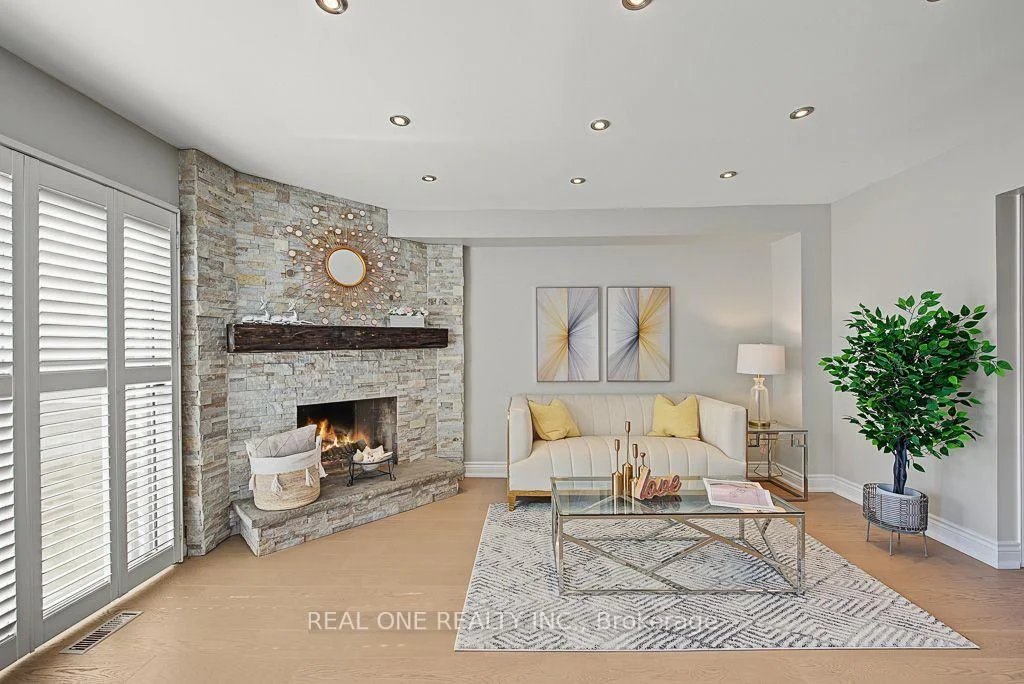 Photo 38 of 476 Bud Gregory Boulevard, Mississauga, Hurontario — HOMEH