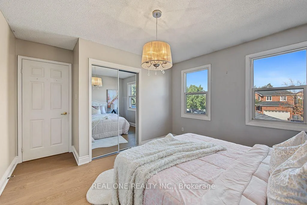 Photo 57 of 476 Bud Gregory Boulevard, Mississauga, Hurontario — HOMEH