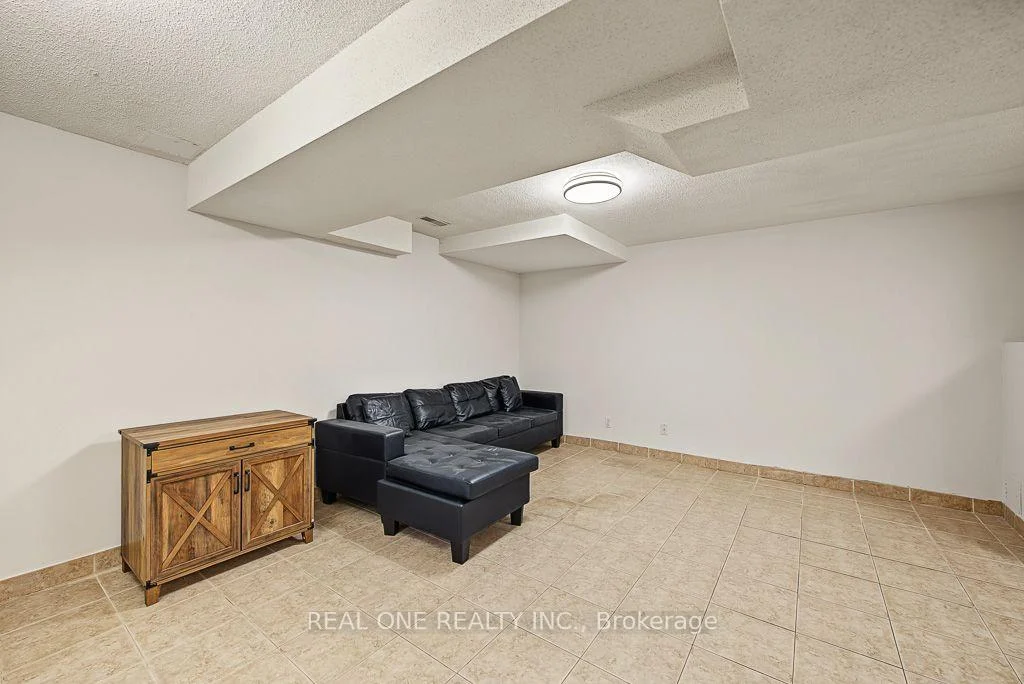 Photo 74 of 476 Bud Gregory Boulevard, Mississauga, Hurontario — HOMEH