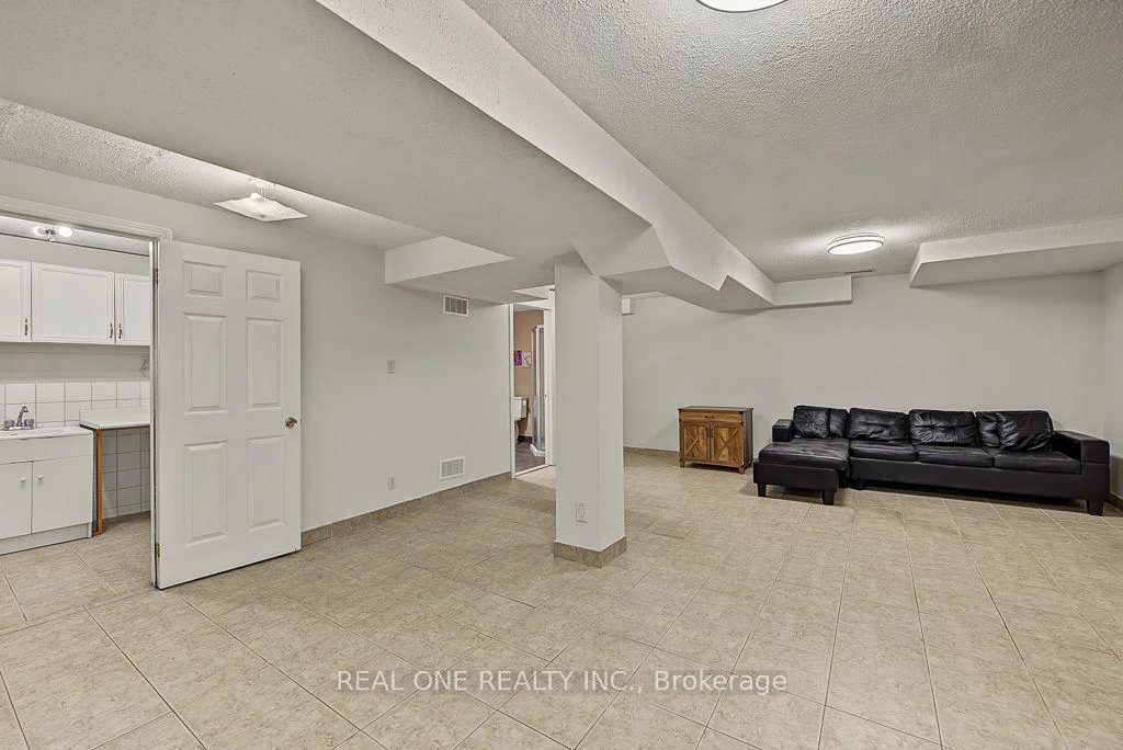 Photo 77 of 476 Bud Gregory Boulevard, Mississauga, Hurontario — HOMEH