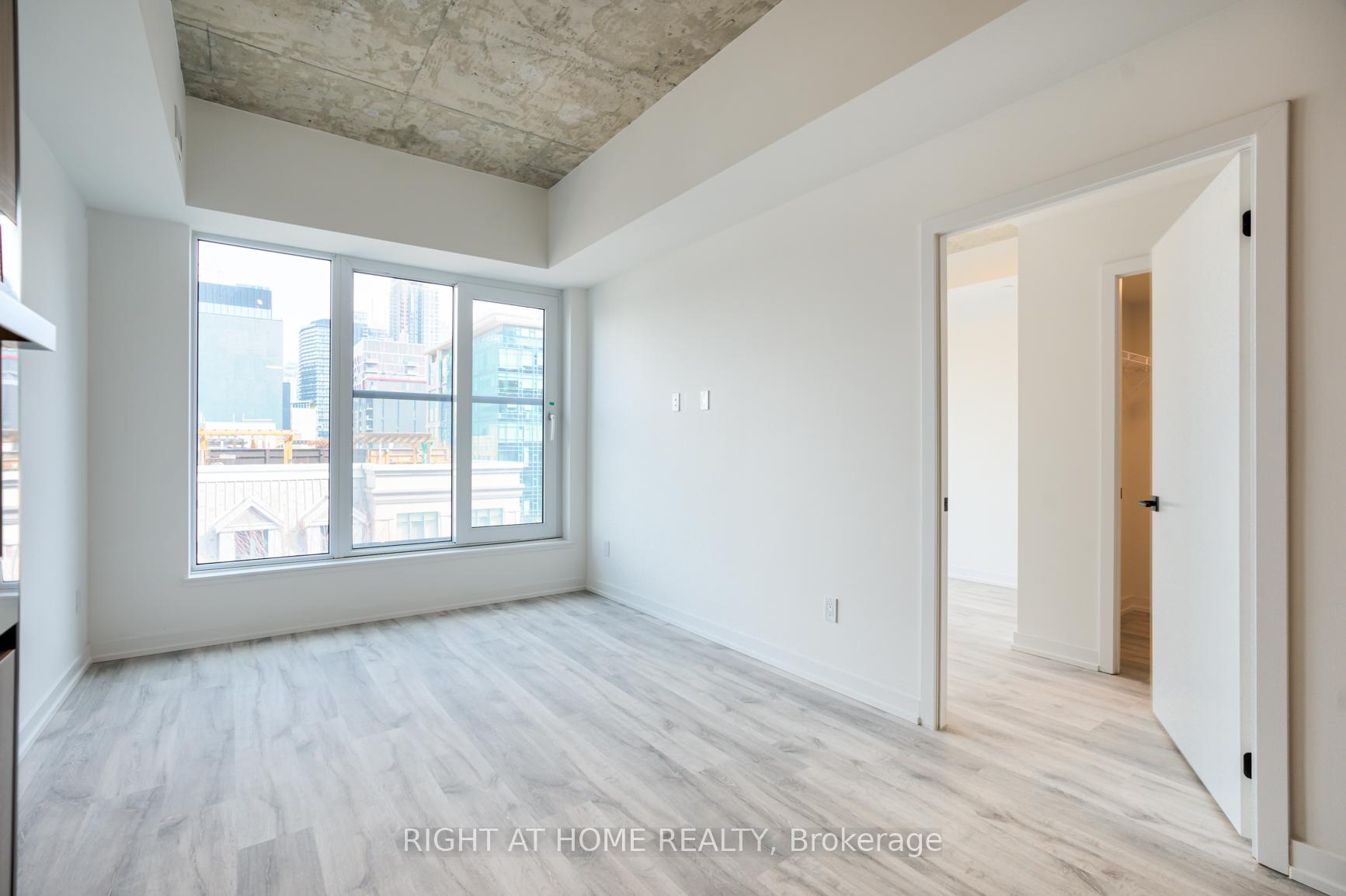 Photo 9 of Unit 704, 2 Augusta Avenue, Toronto, Waterfront Communities — HOMEH