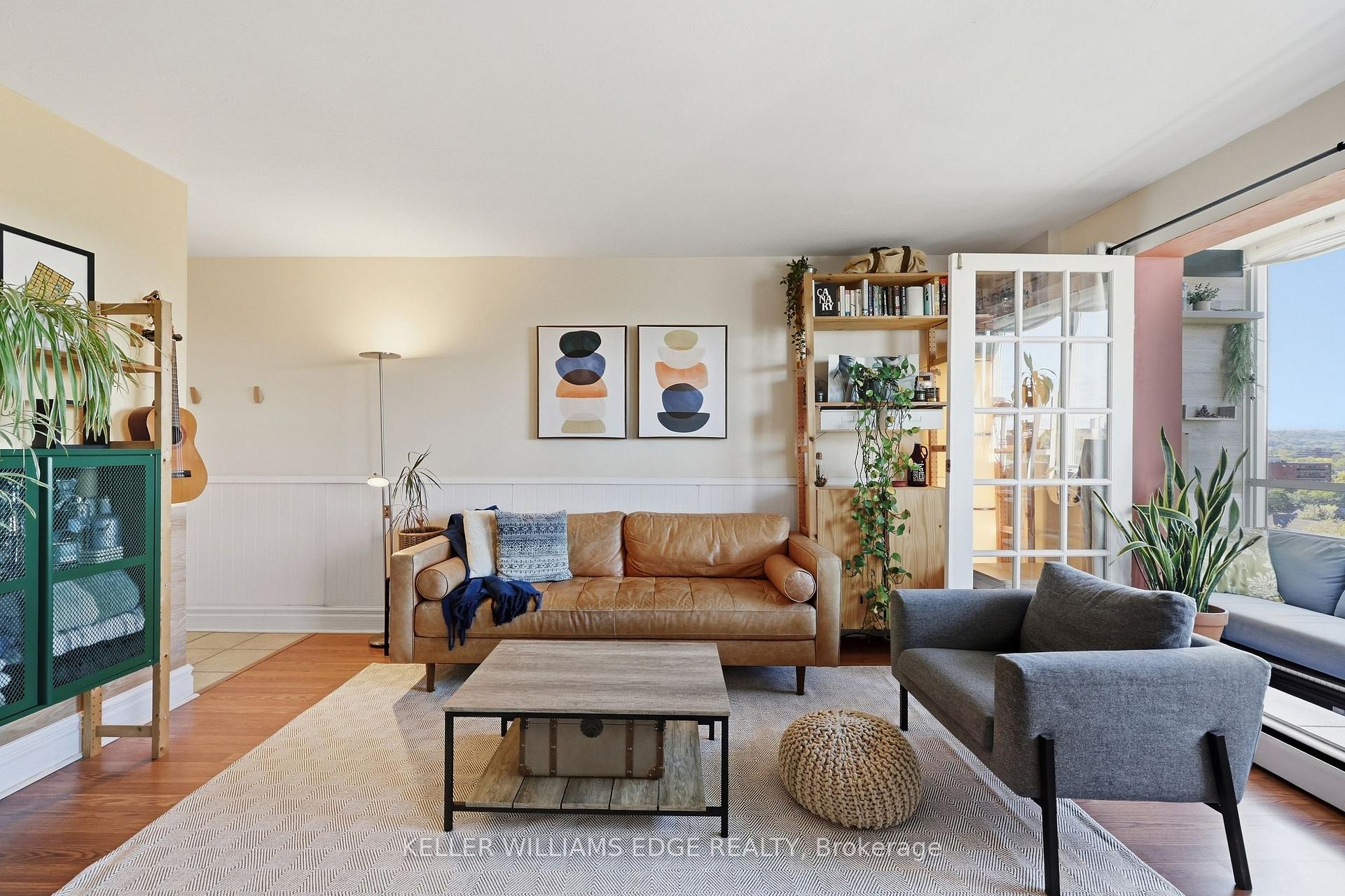 Photo of Unit 704, 101 Queen Street S