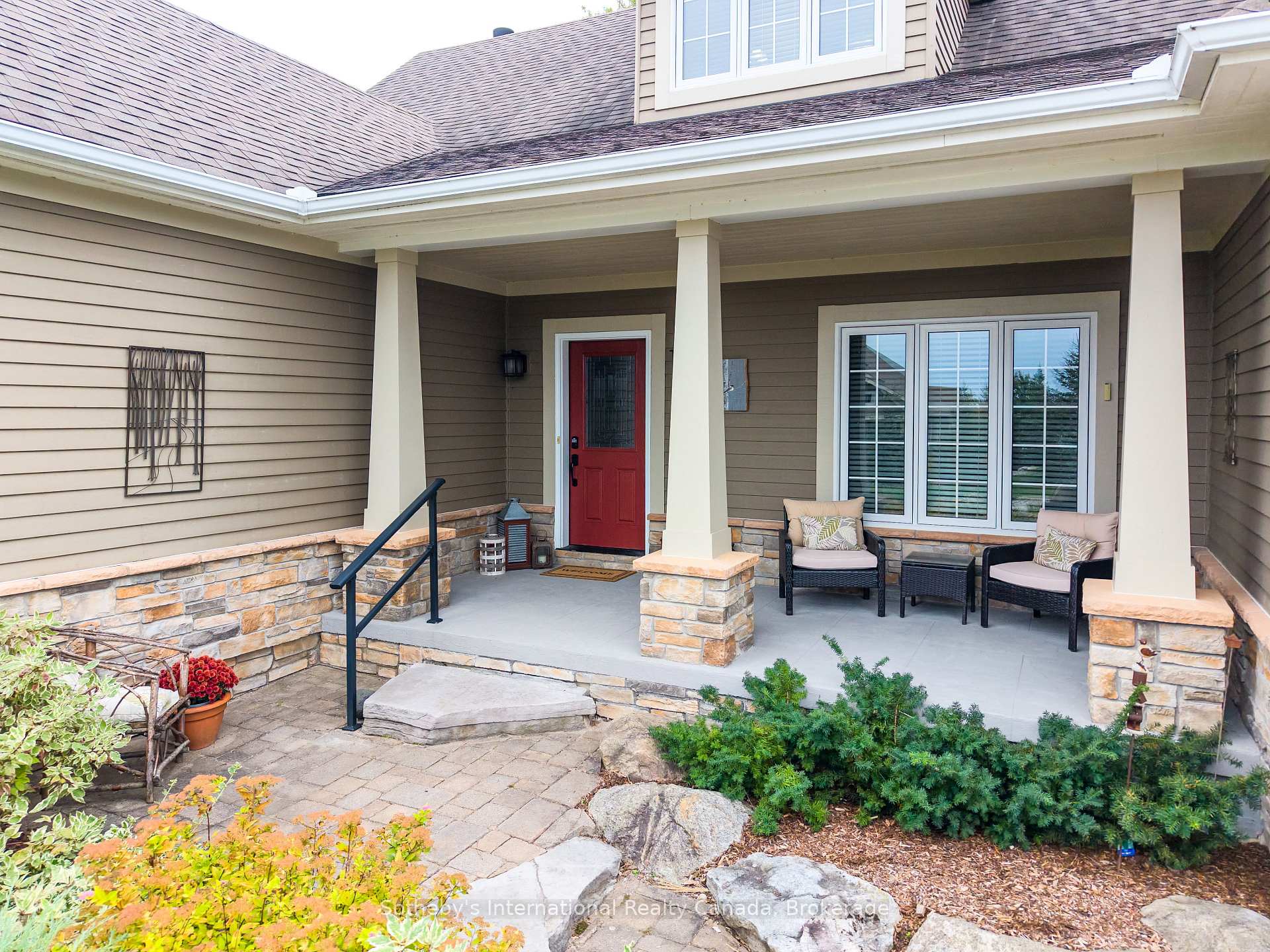 Photo 2 of 118 Landry Lane, Blue Mountains — HOMEH