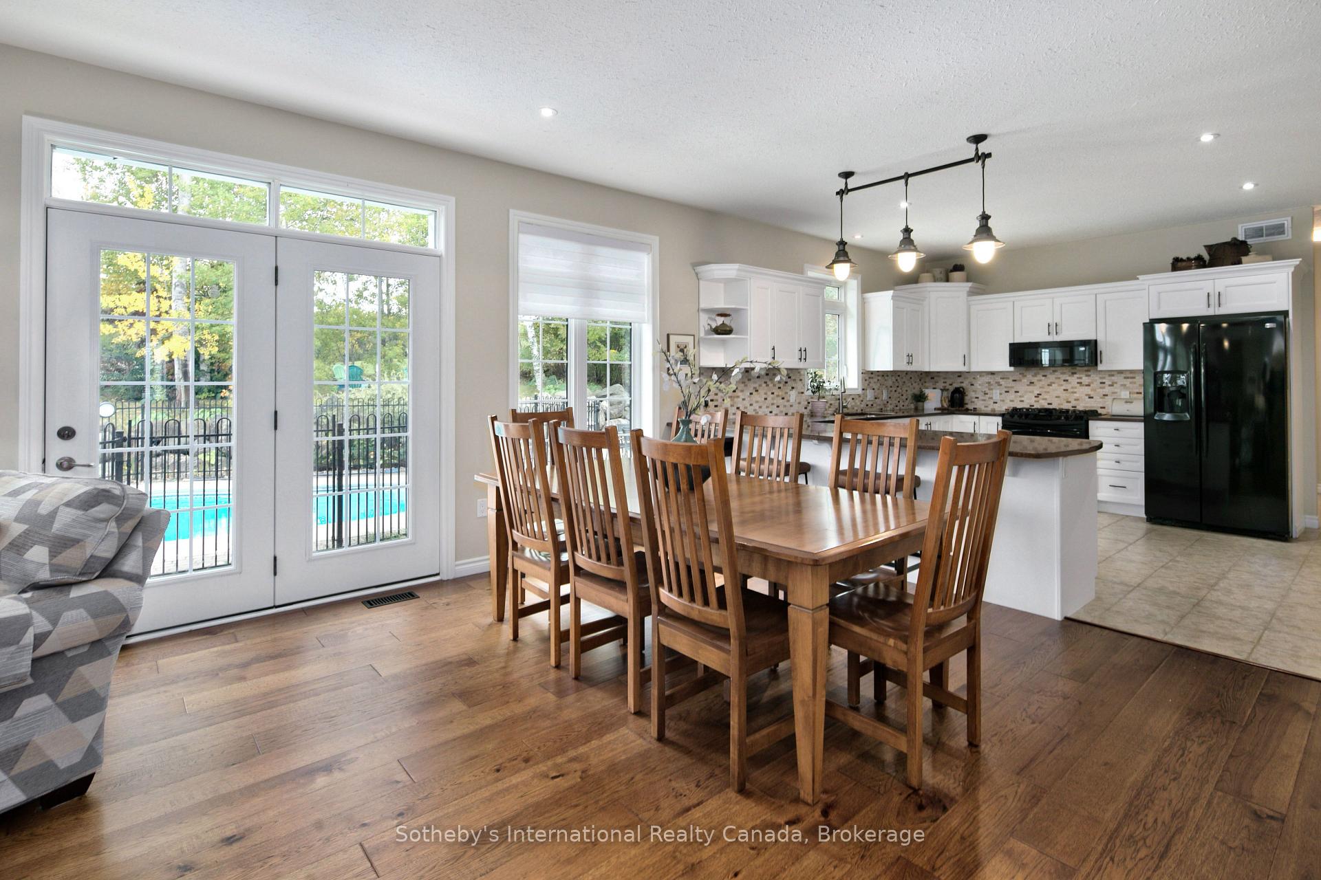 Photo 13 of 118 Landry Lane, Blue Mountains — HOMEH