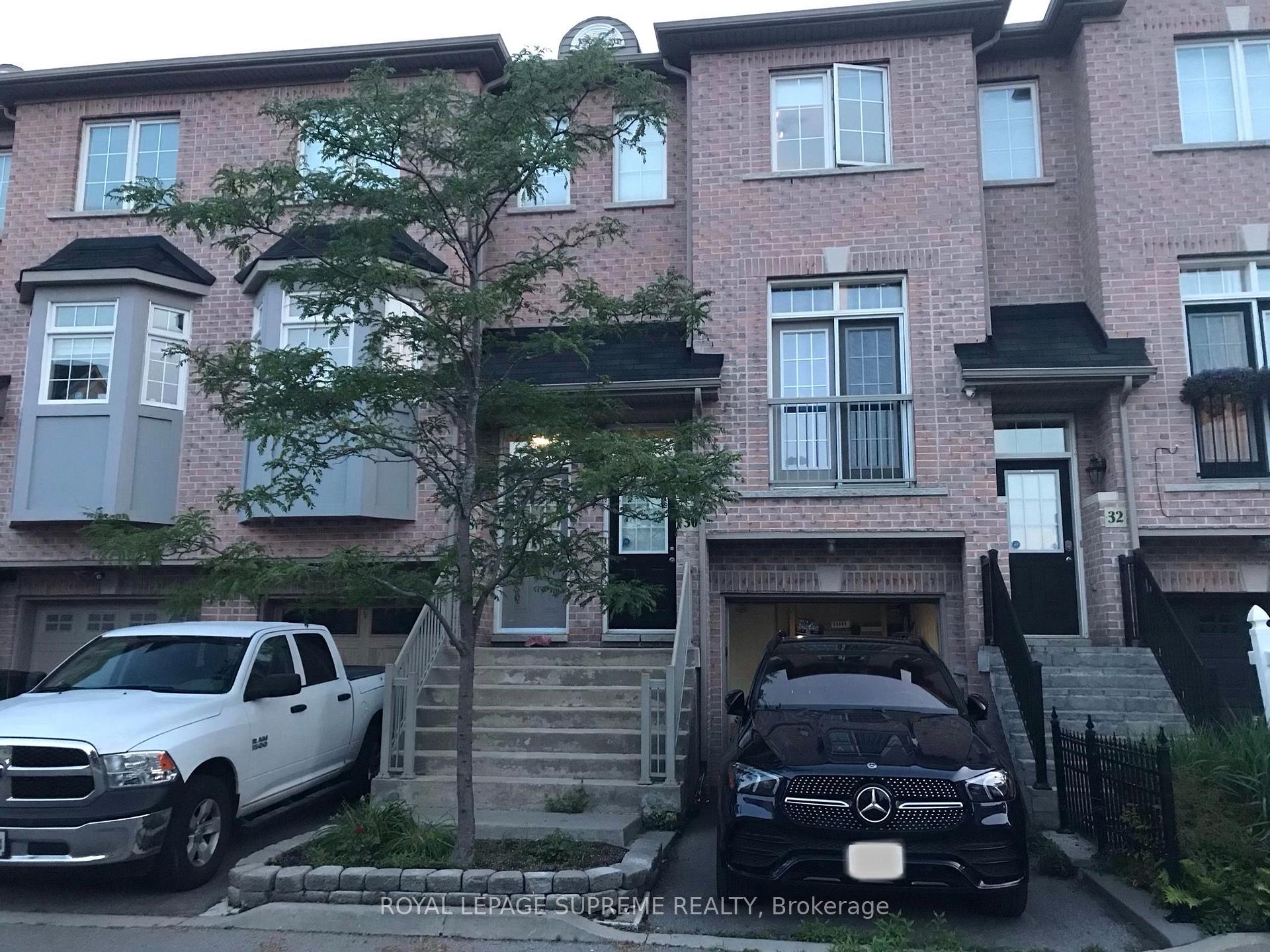 Front of 30 Pont Lane