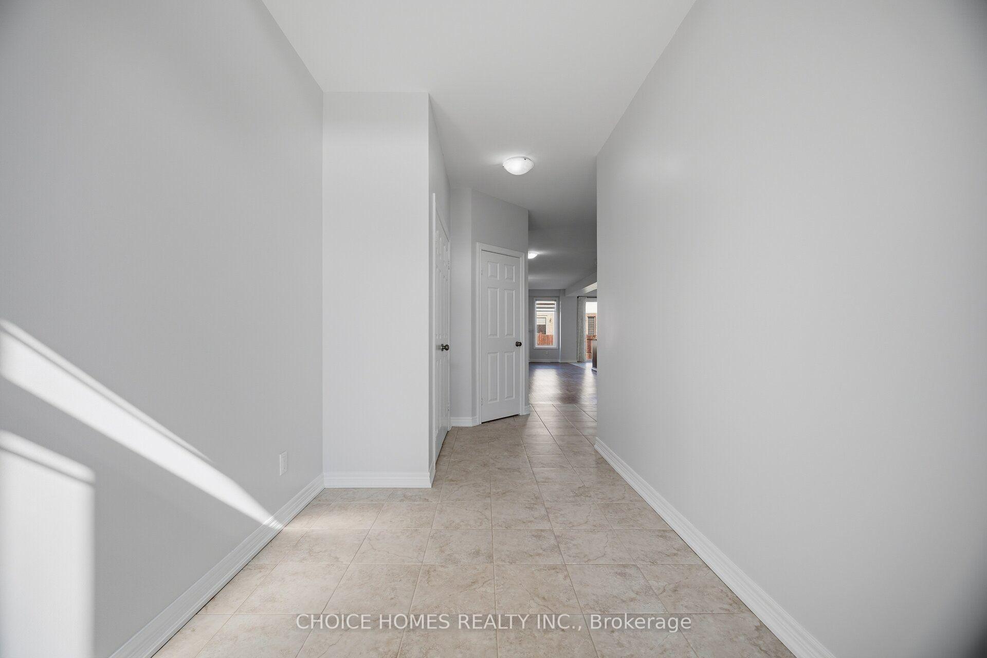 Photo 6 of 6634 Sam Iorfida Drive, Niagara Falls, Oldfield — HOMEH