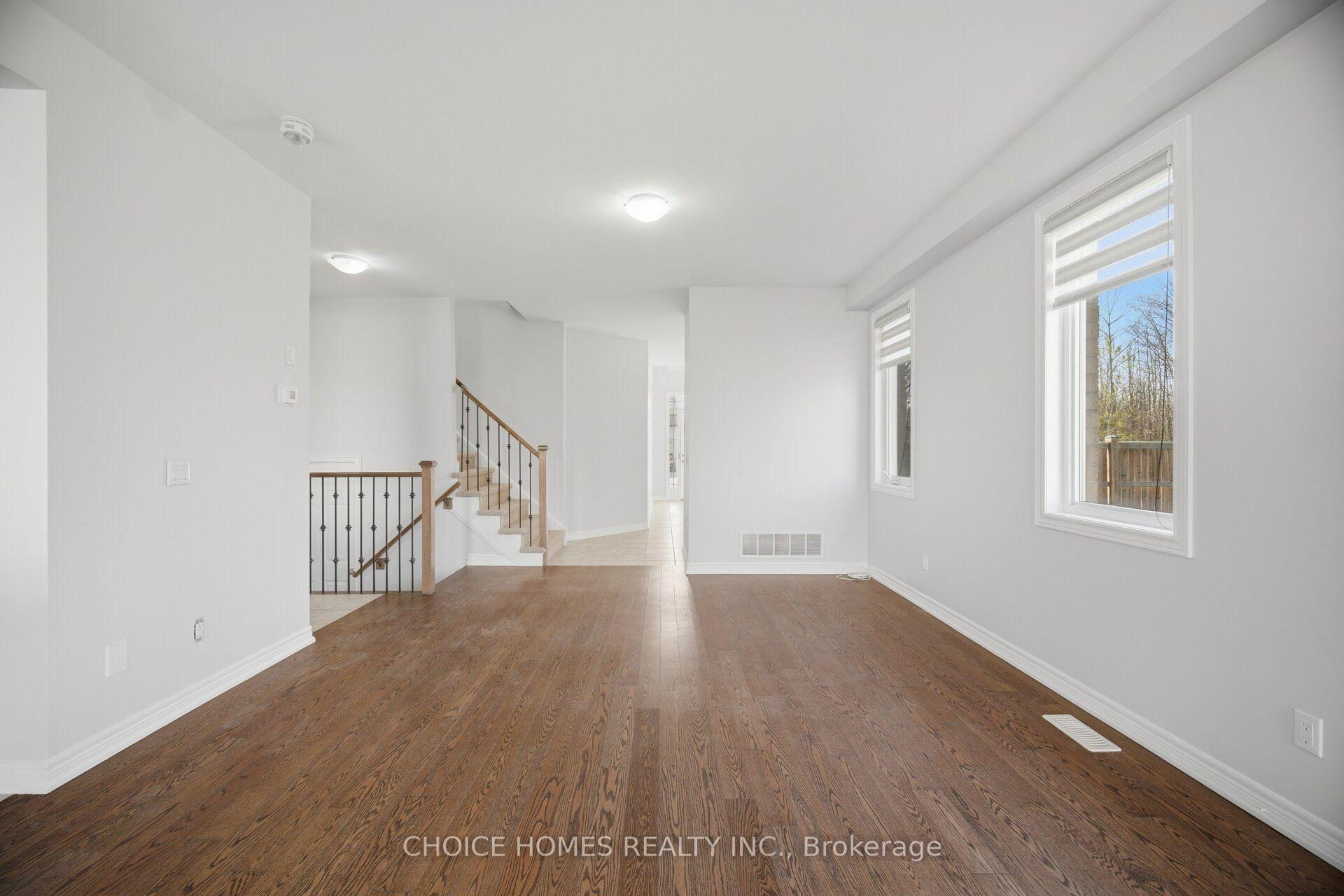 Photo 7 of 6634 Sam Iorfida Drive, Niagara Falls, Oldfield — HOMEH