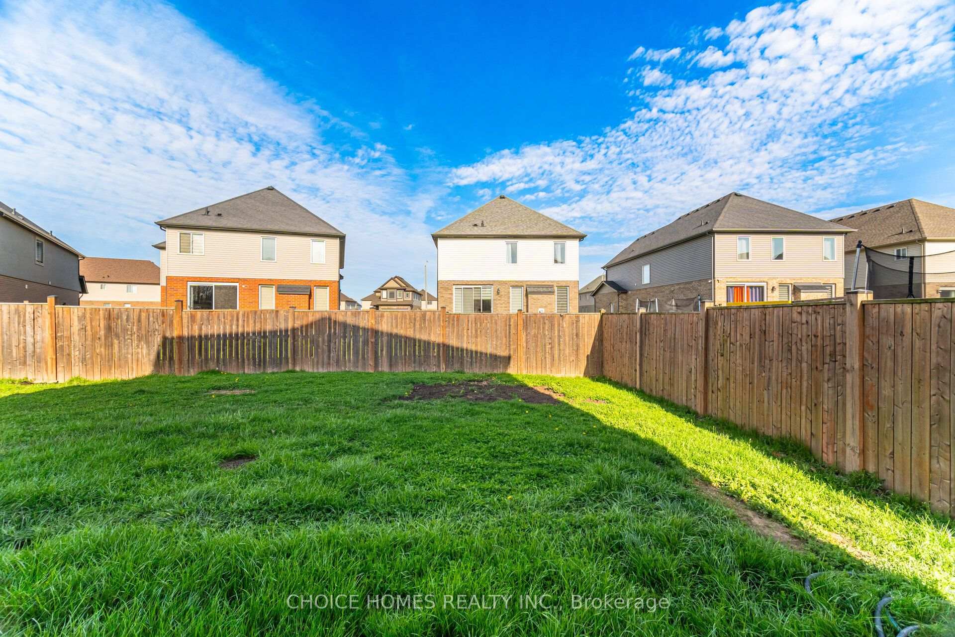 Photo 46 of 6634 Sam Iorfida Drive, Niagara Falls, Oldfield — HOMEH