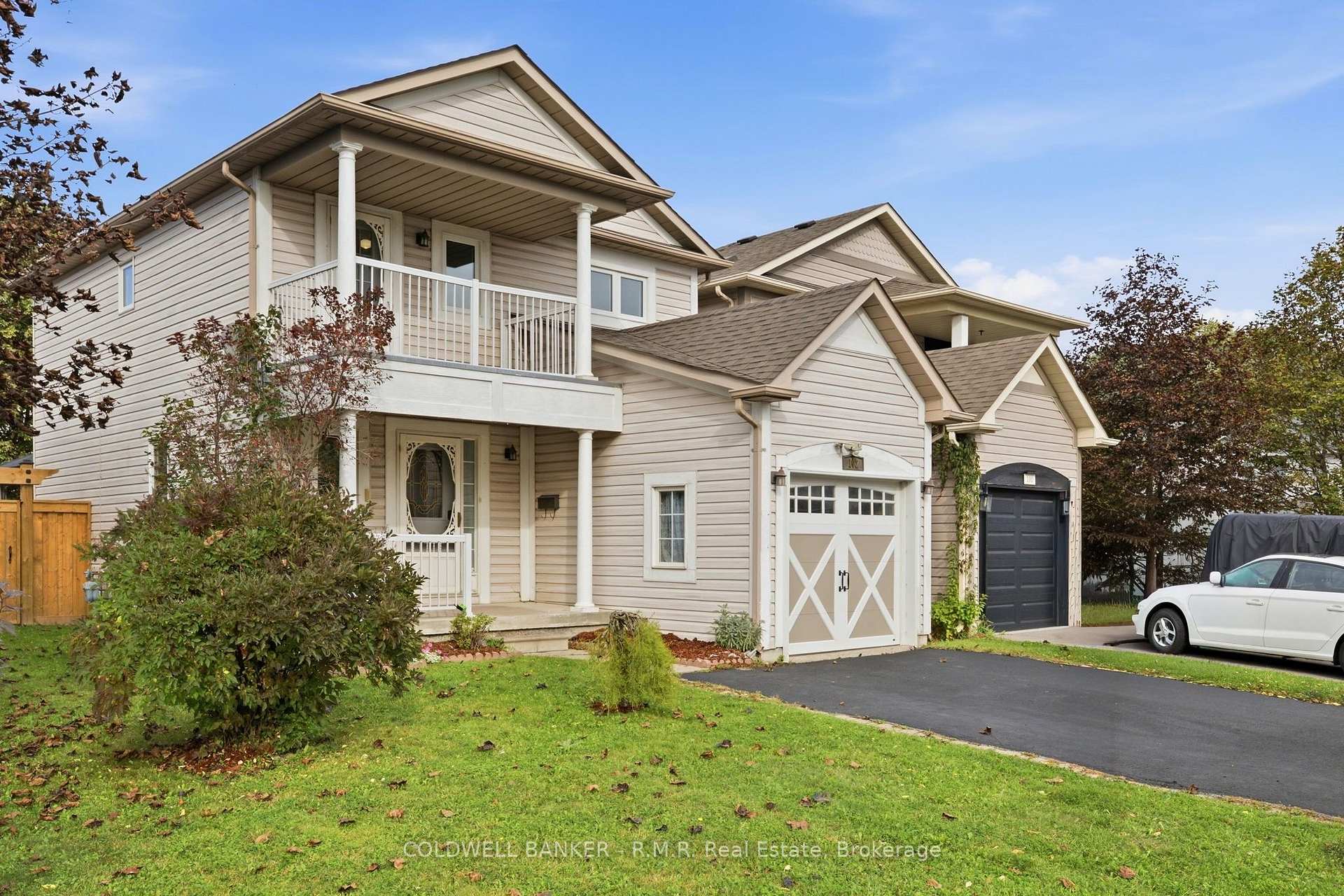 Photo 1 of 102 Boswell Drive, Clarington, Bowmanville — HOMEH
