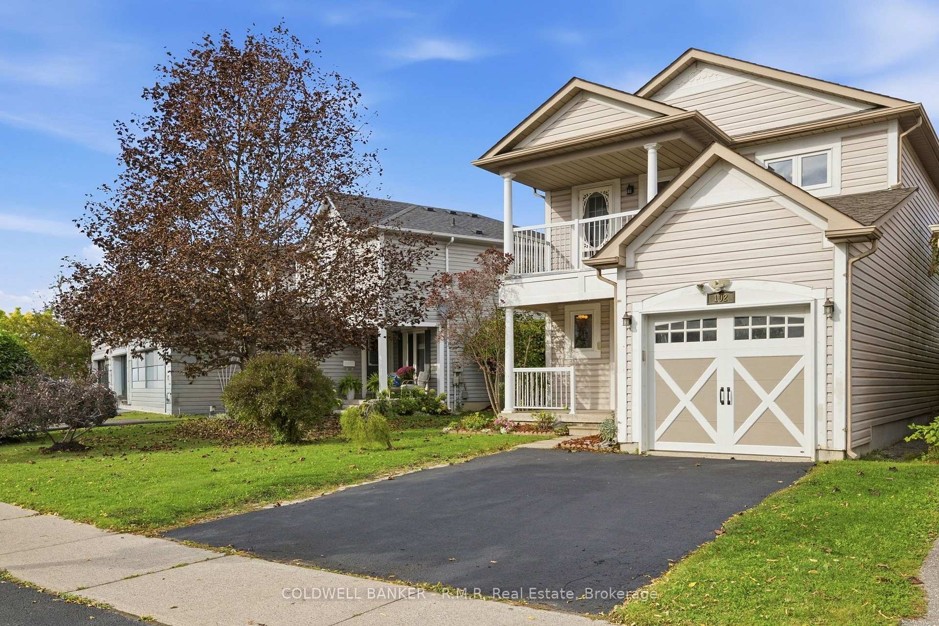 Photo 5 of 102 Boswell Drive, Clarington, Bowmanville — HOMEH