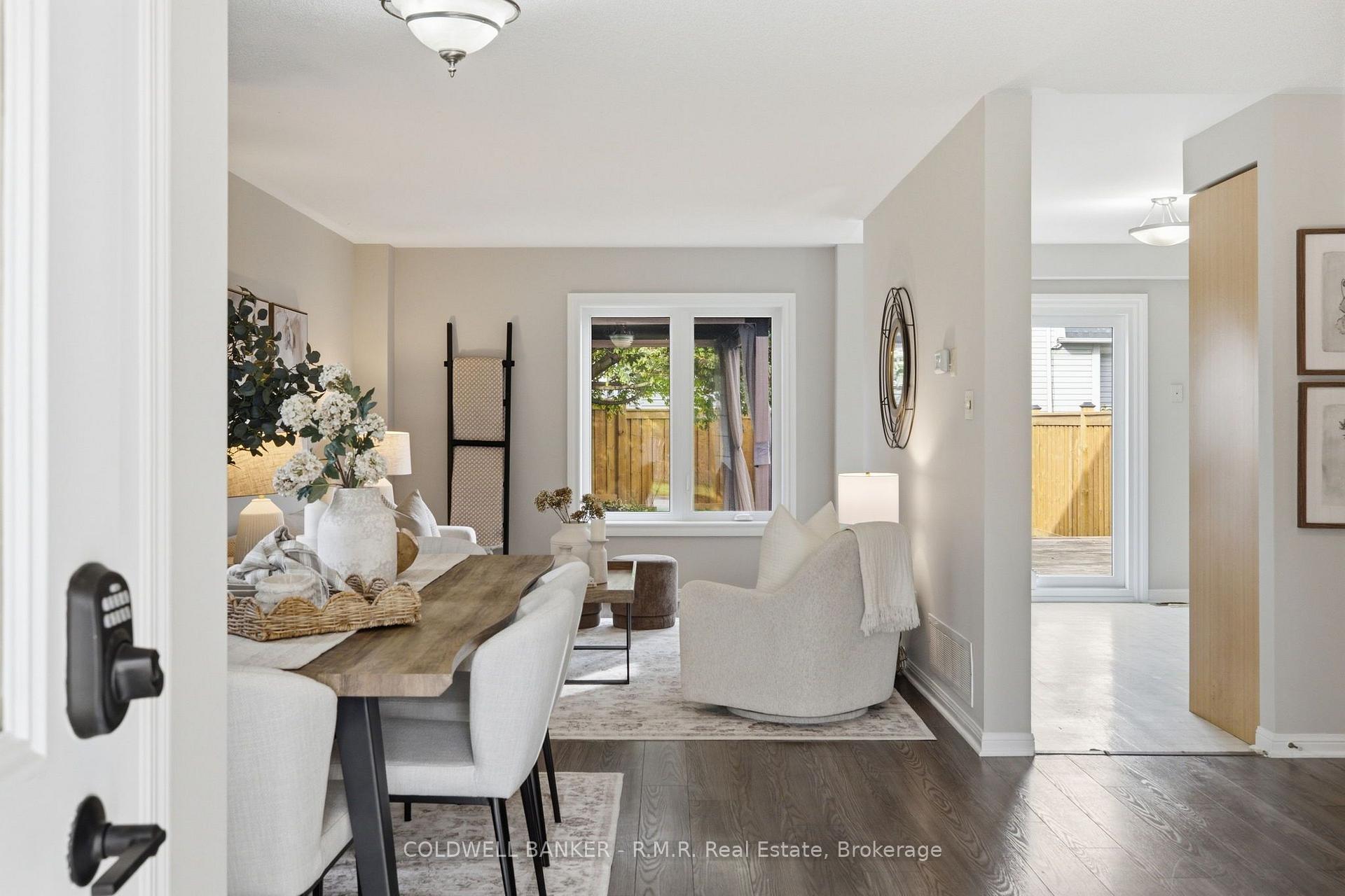 Photo 11 of 102 Boswell Drive, Clarington, Bowmanville — HOMEH