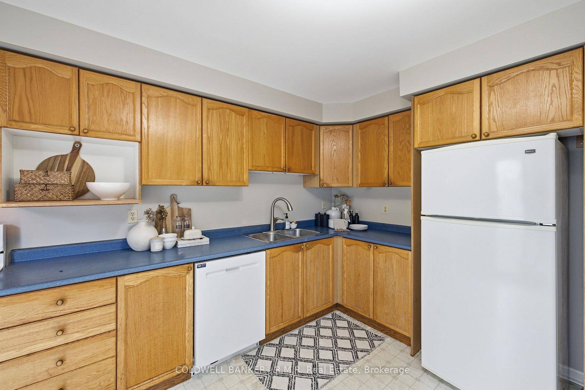 Photo 23 of 102 Boswell Drive, Clarington, Bowmanville — HOMEH