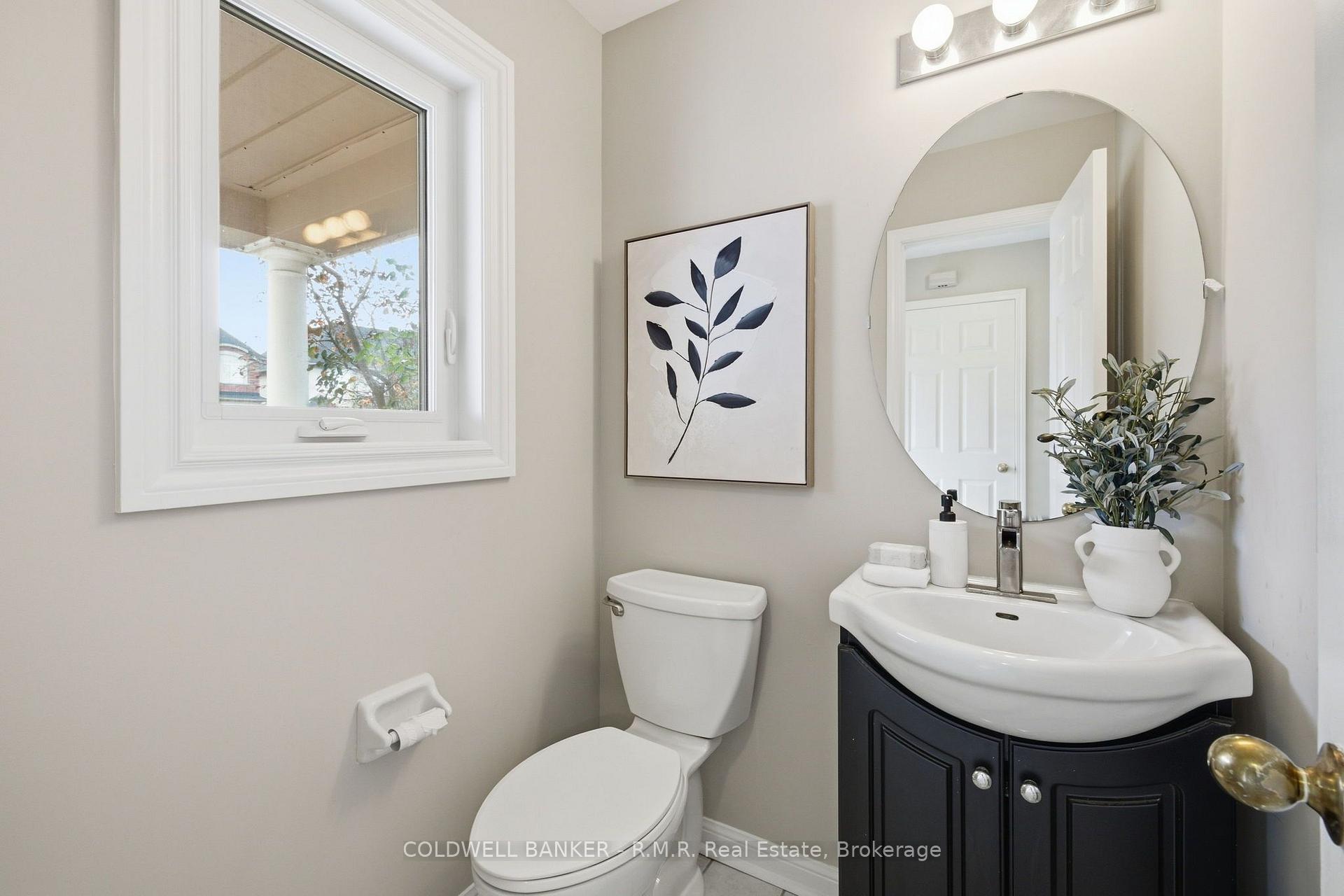 Photo 27 of 102 Boswell Drive, Clarington, Bowmanville — HOMEH