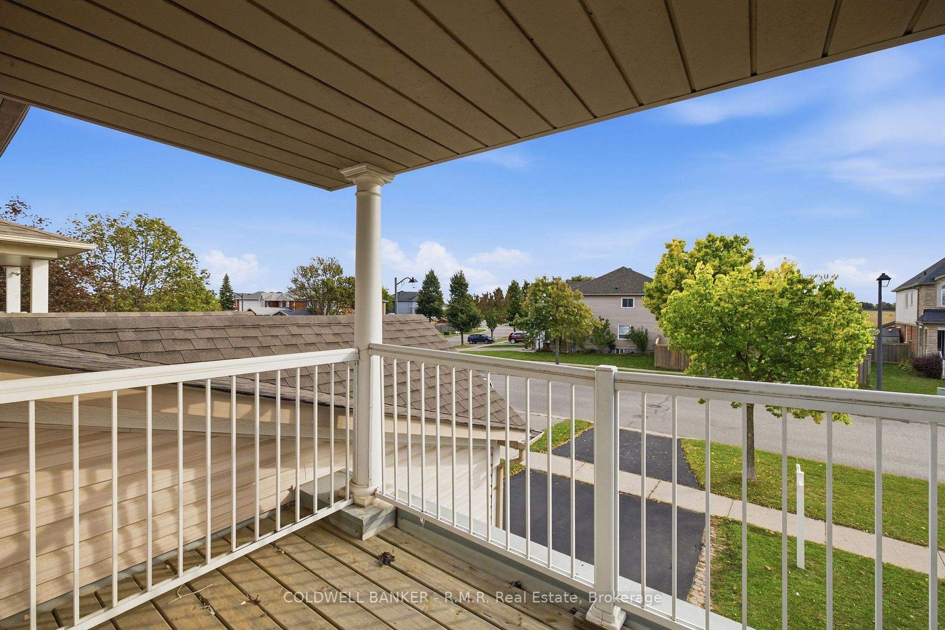 Photo 35 of 102 Boswell Drive, Clarington, Bowmanville — HOMEH