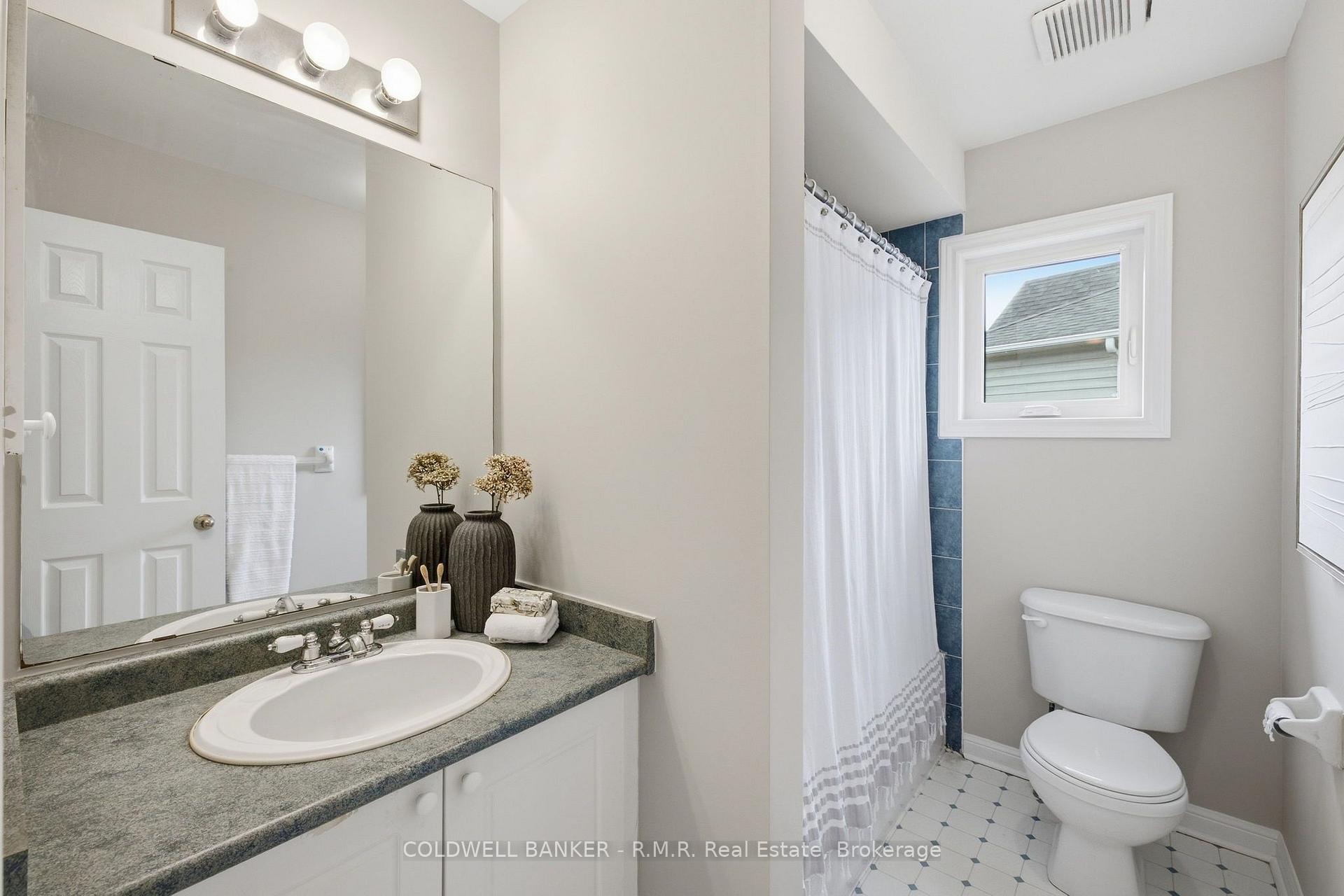 Photo 40 of 102 Boswell Drive, Clarington, Bowmanville — HOMEH