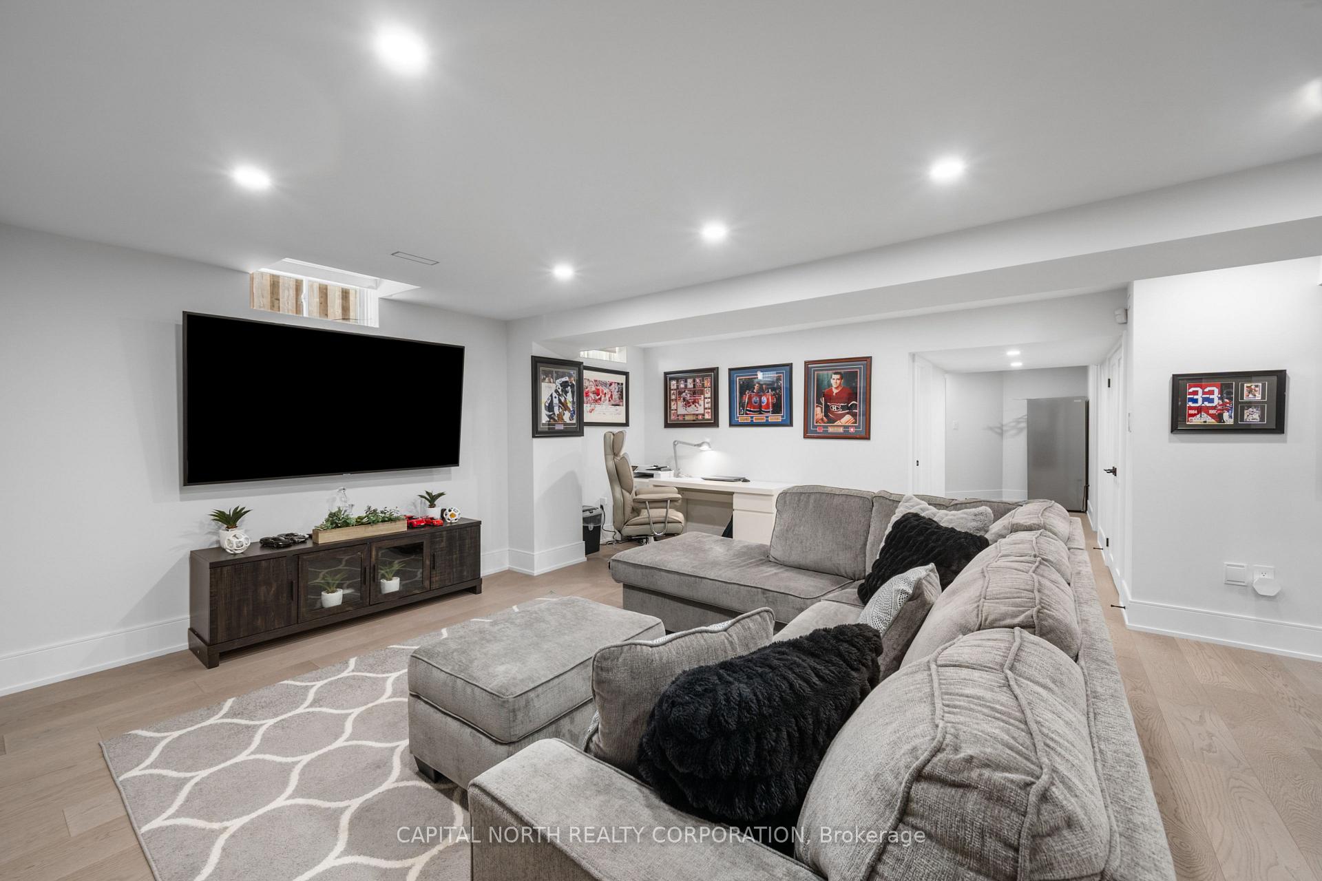 Photo 35 of 130 Fifth Avenue, Vaughan, East Woodbridge — HOMEH