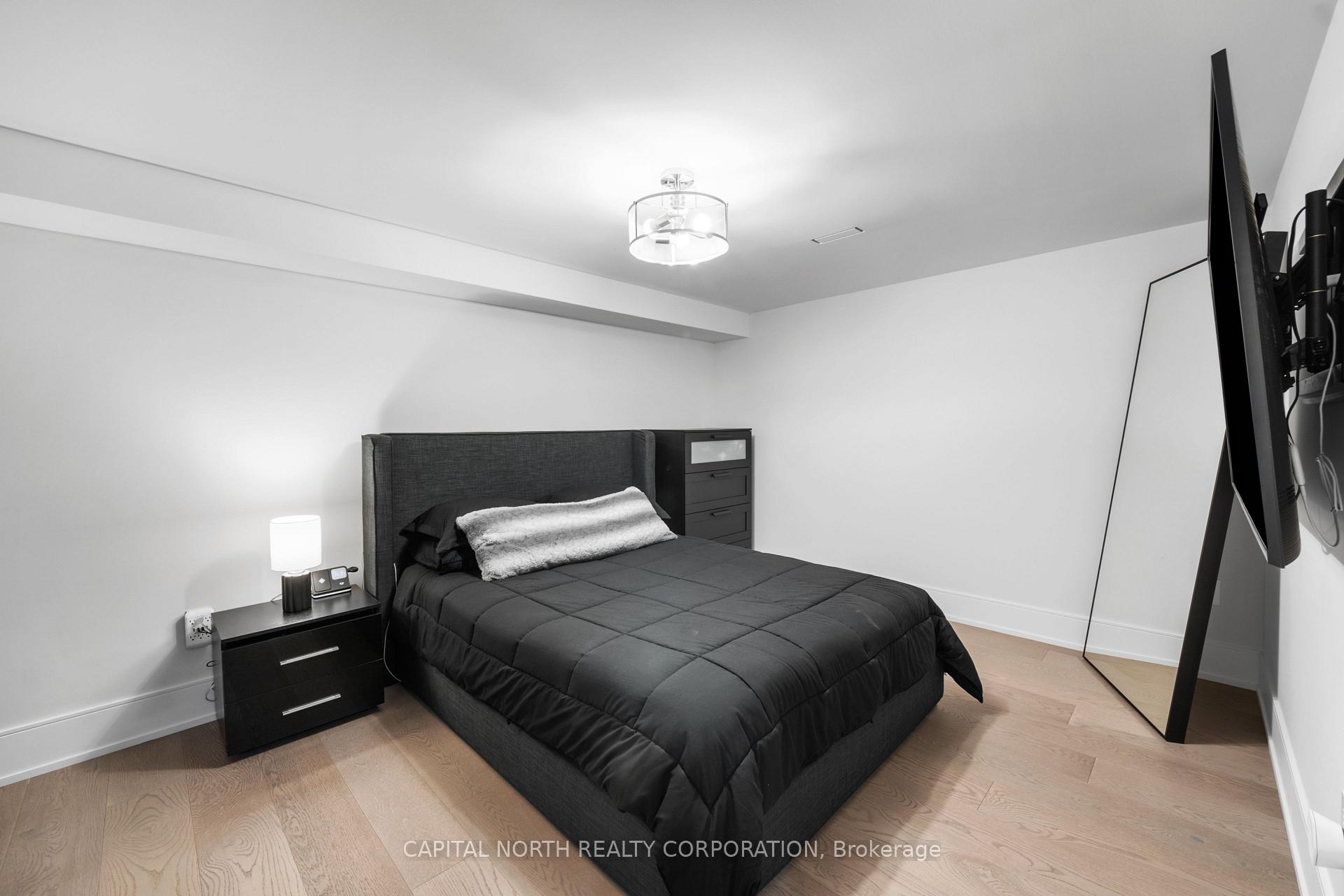 Photo 41 of 130 Fifth Avenue, Vaughan, East Woodbridge — HOMEH