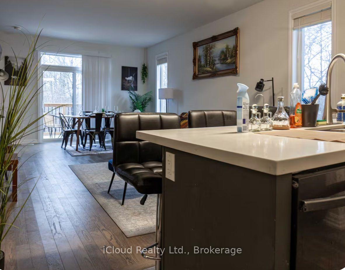 Photo 6 of Unit 36, 4311 Mann Street, Niagara Falls, Lyons Creek — HOMEH