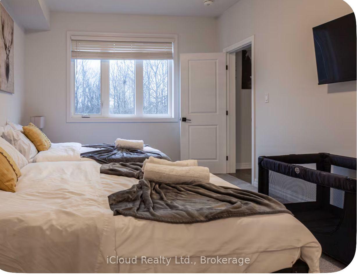 Photo 11 of Unit 36, 4311 Mann Street, Niagara Falls, Lyons Creek — HOMEH