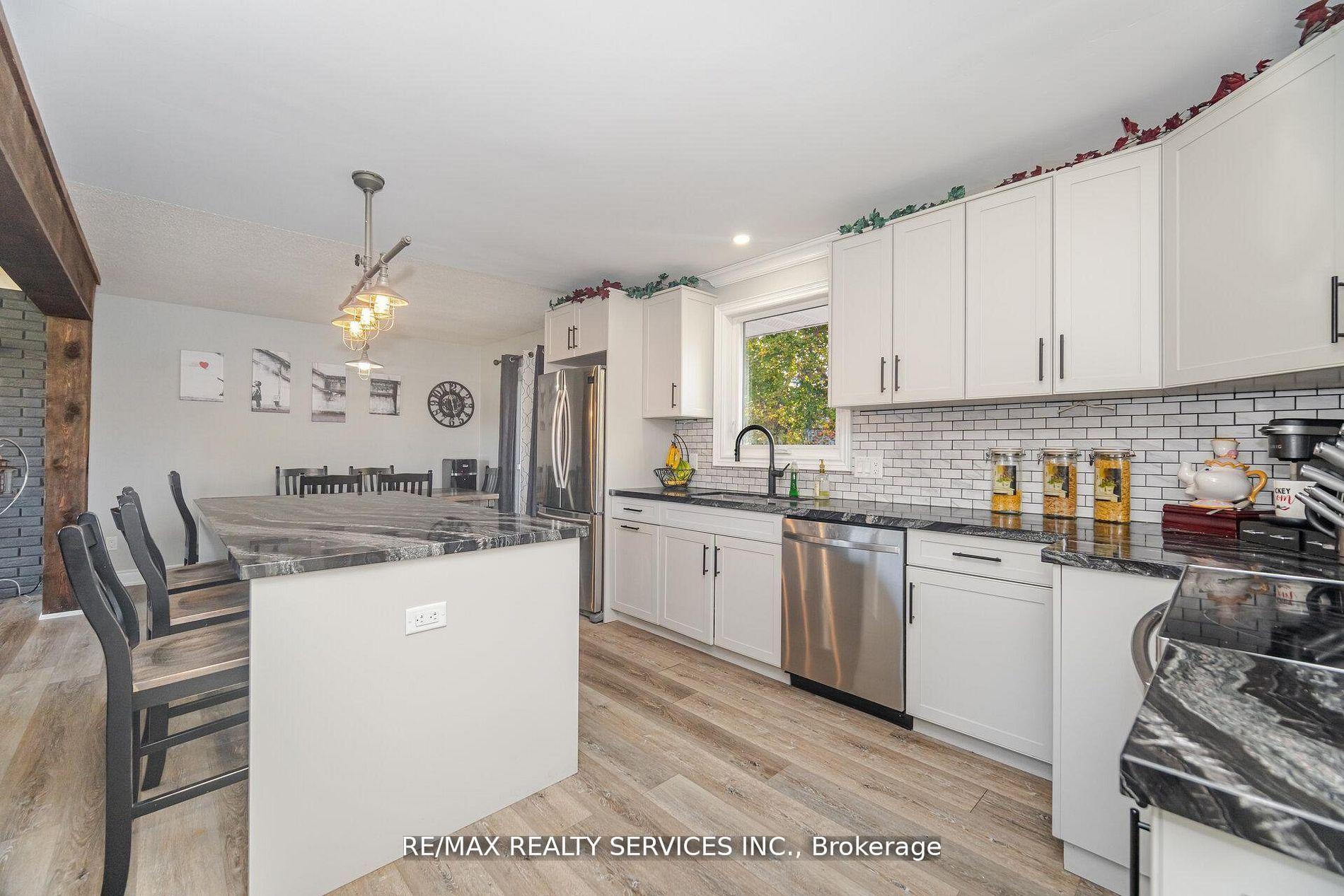 Photo 11 of 32 Caledon Street, Caledon, Alton — HOMEH