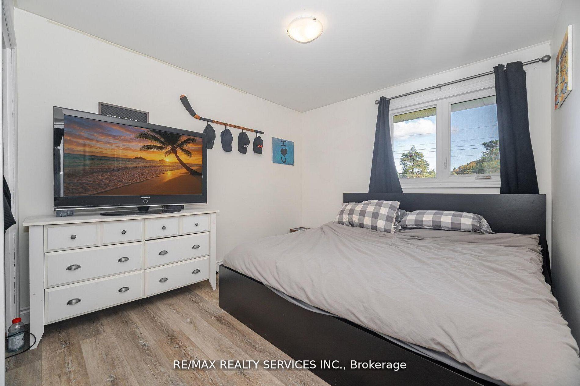 Photo 17 of 32 Caledon Street, Caledon, Alton — HOMEH