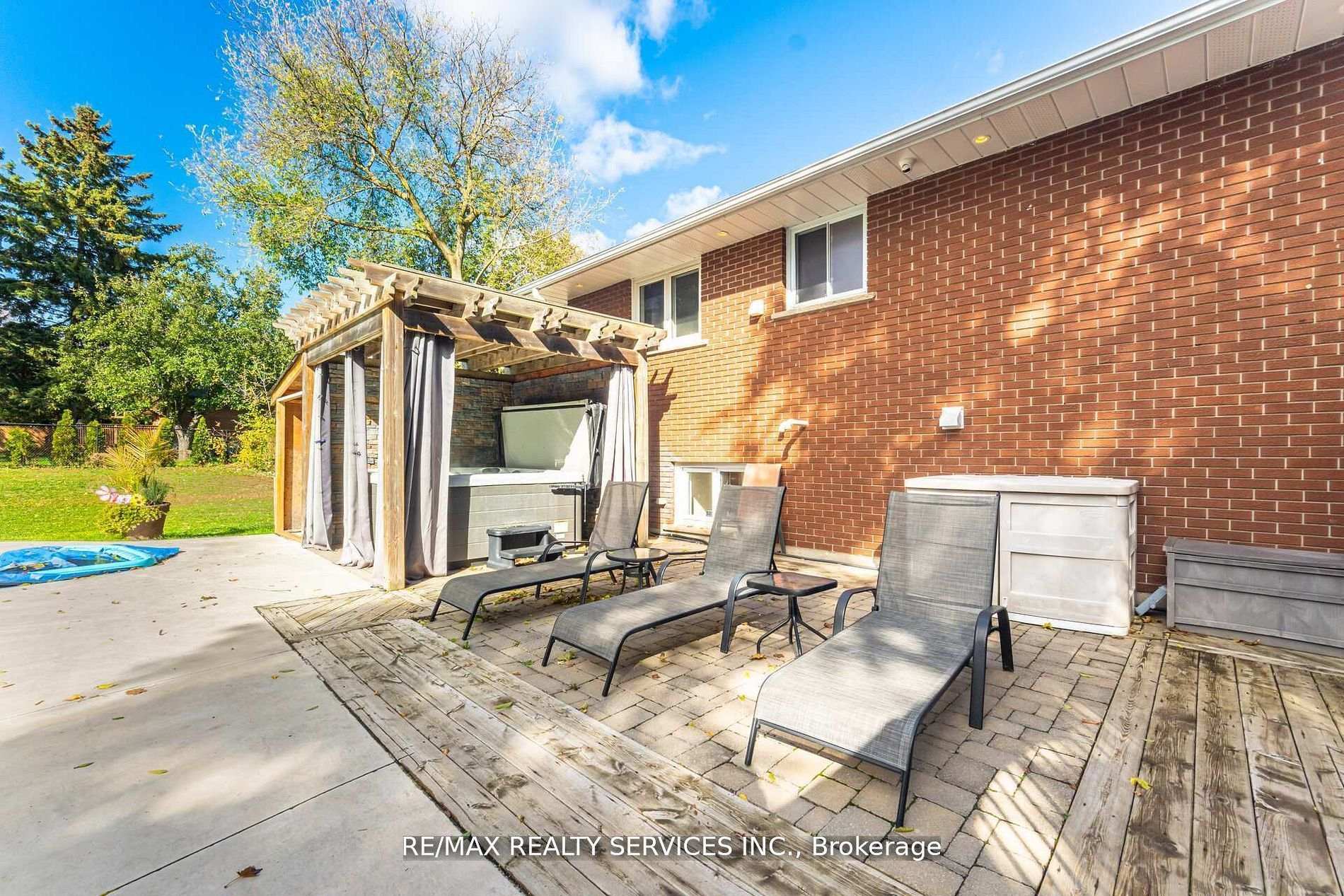 Photo 29 of 32 Caledon Street, Caledon, Alton — HOMEH