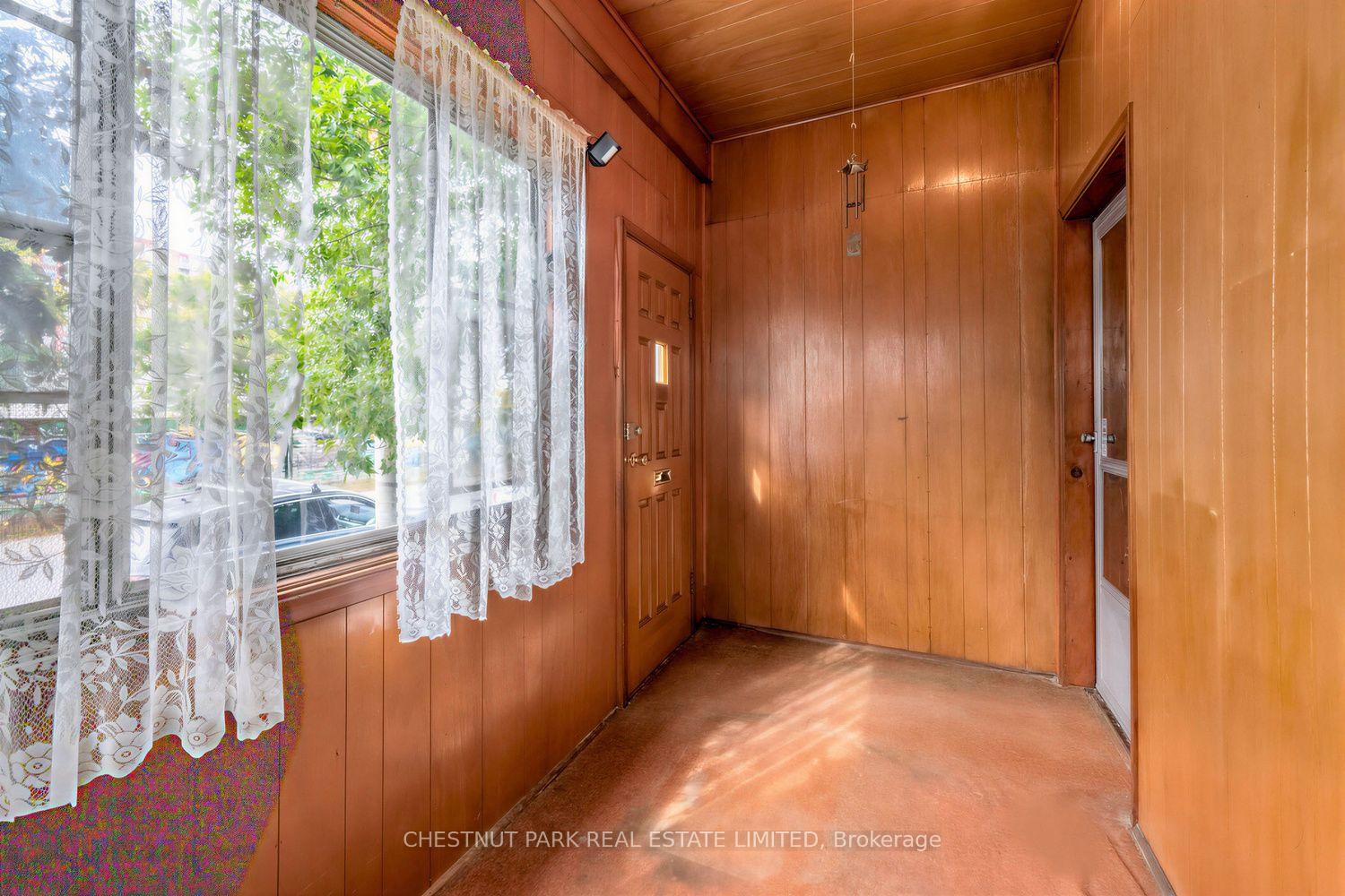 Photo 3 of 291 St Helen's Avenue, Toronto, Dufferin Grove — HOMEH