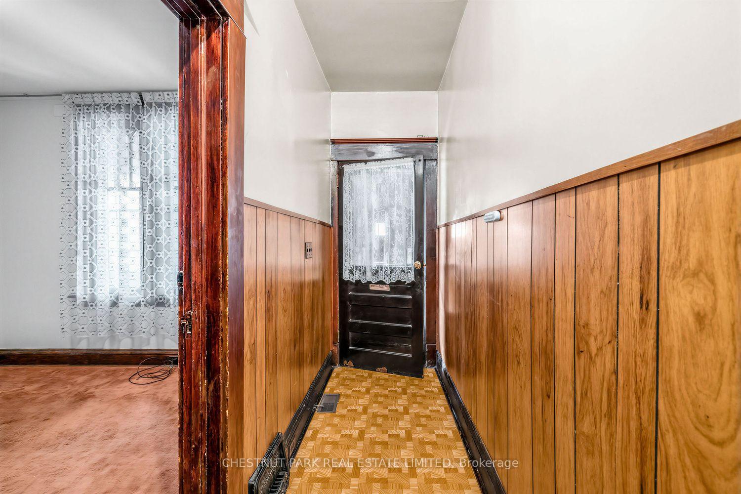 Photo 4 of 291 St Helen's Avenue, Toronto, Dufferin Grove — HOMEH