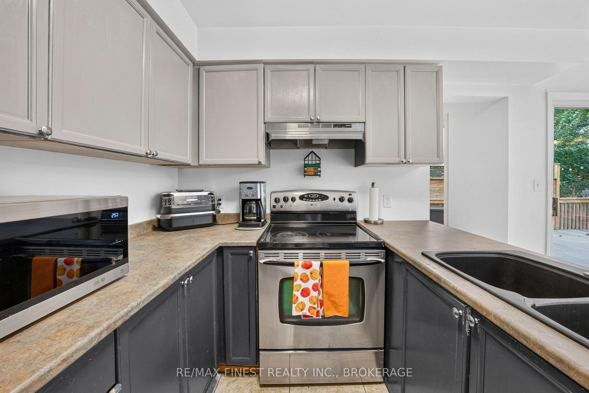 Photo 12 of 853 Apple Down Drive, Kingston, East Gardiners Rd — HOMEH